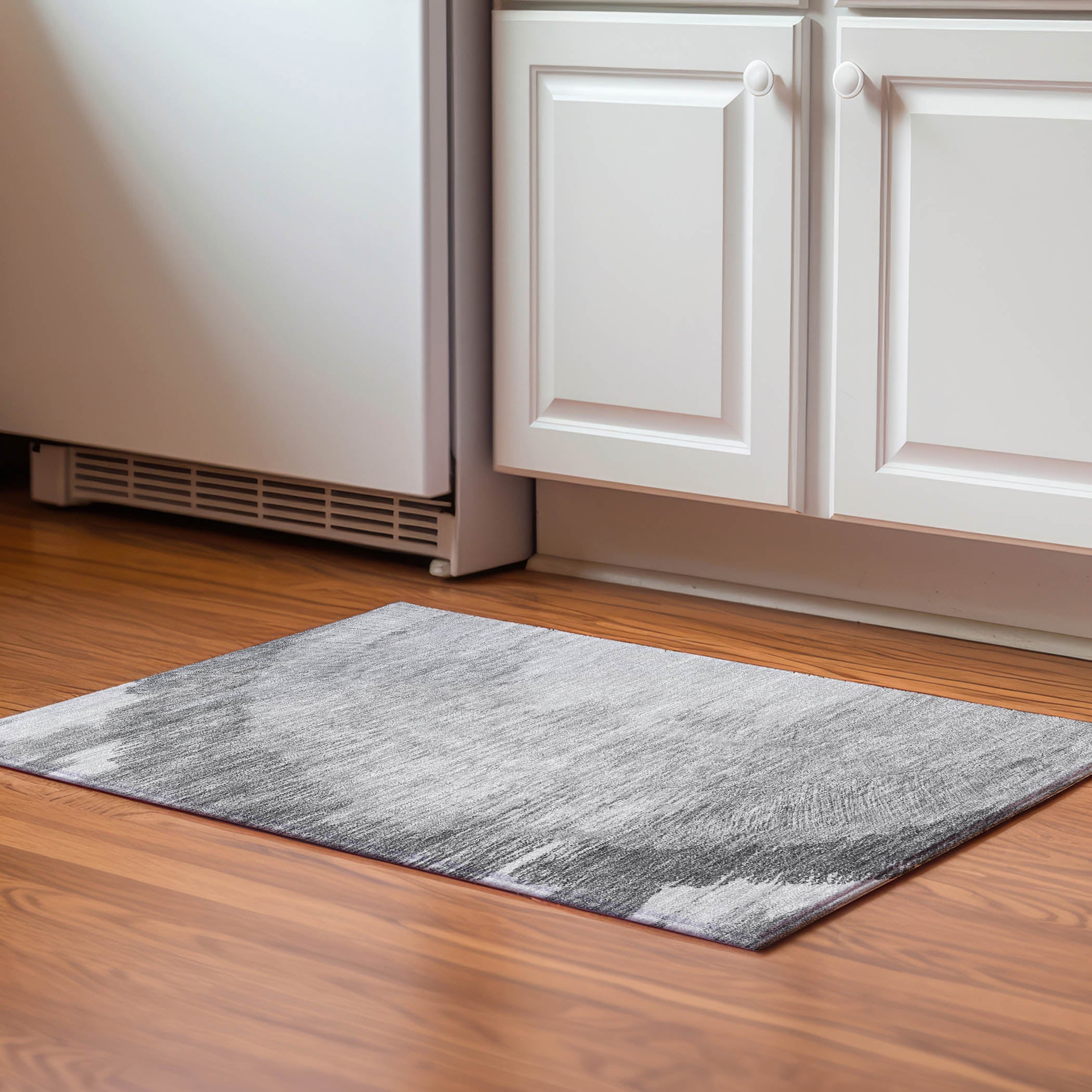 Chiang Mai Machine Washable Transitional Gray Rug 1'8" x 2'6" #shape_Rectangle