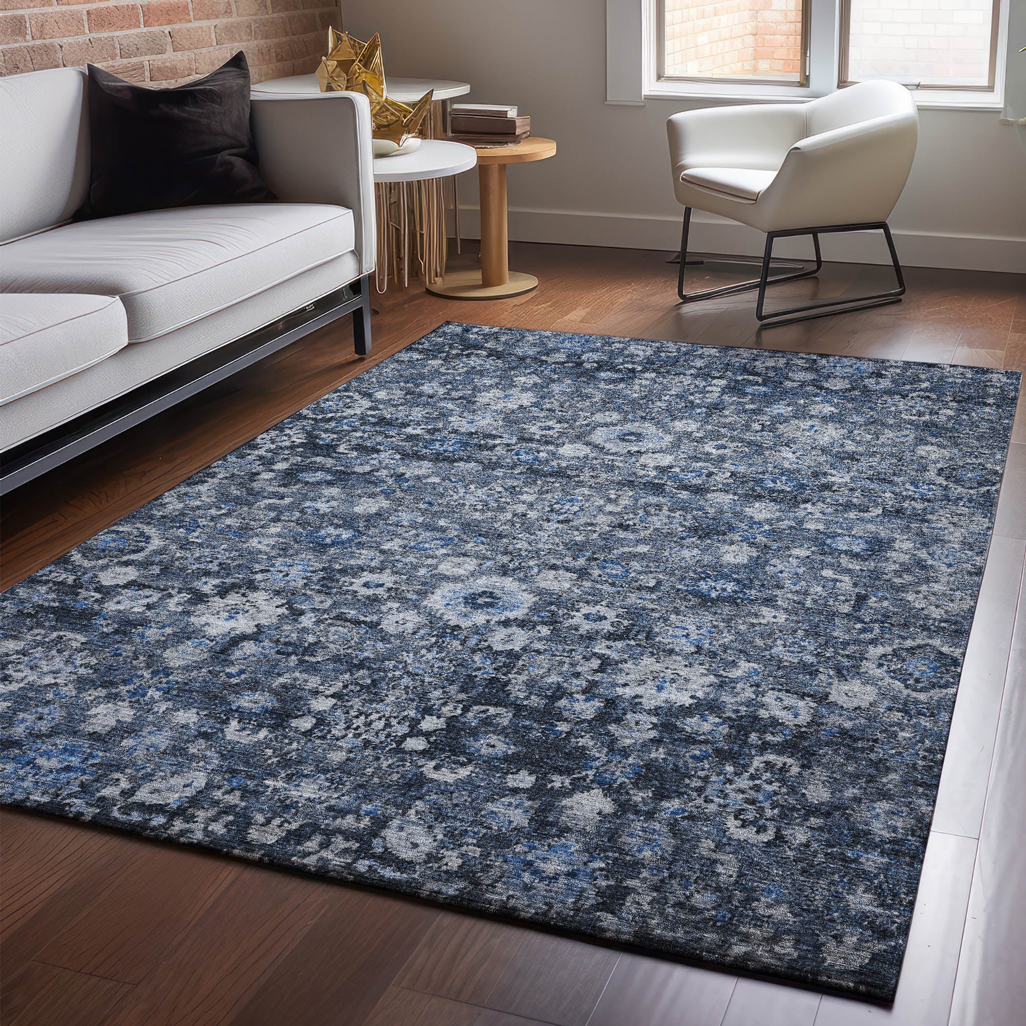 Siena Machine Washable Traditional Blue Rug 2'6" x 3'10" #shape_Rectangle