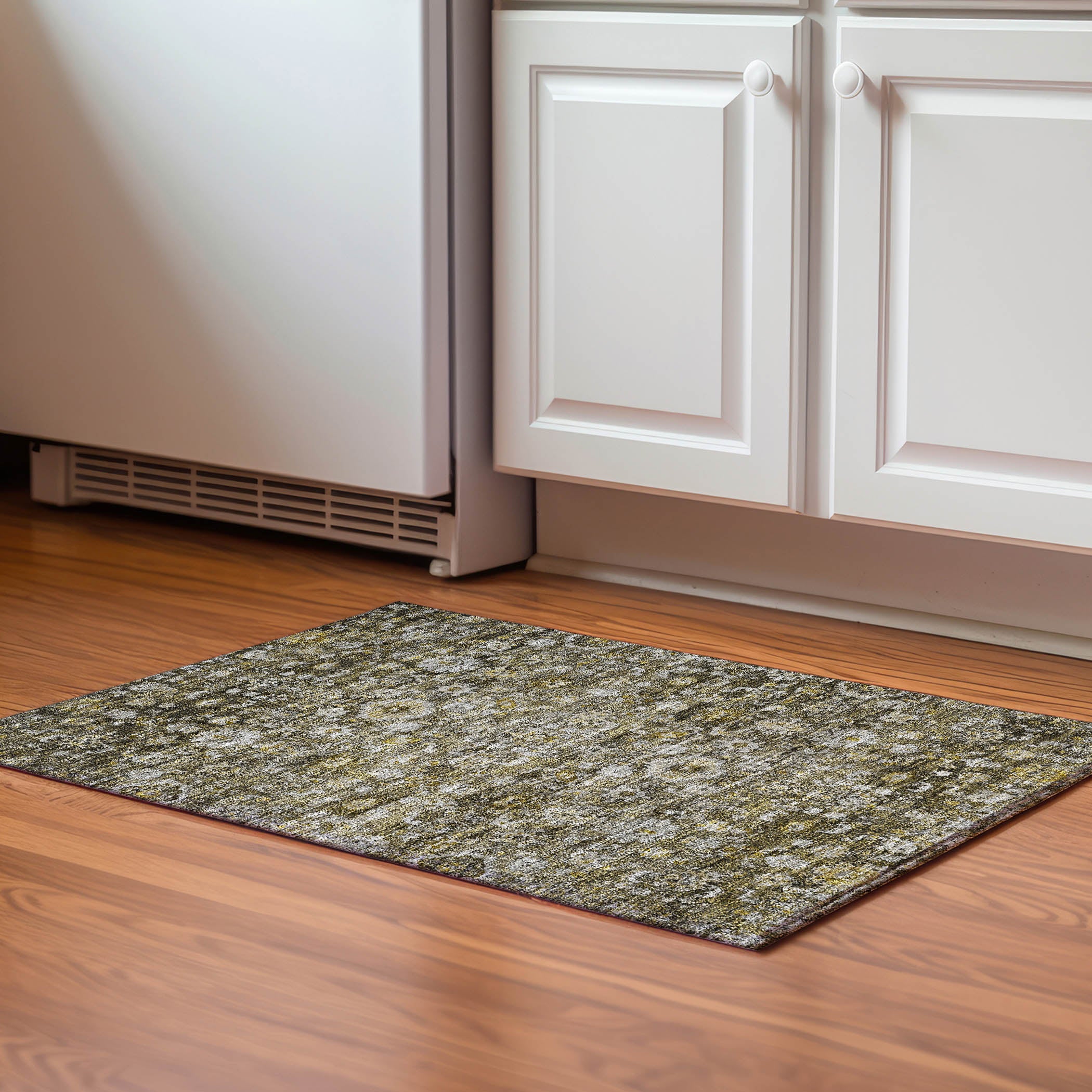 Siena Machine Washable Traditional Mocha Brown Rug 1'8" x 2'6" #shape_Rectangle