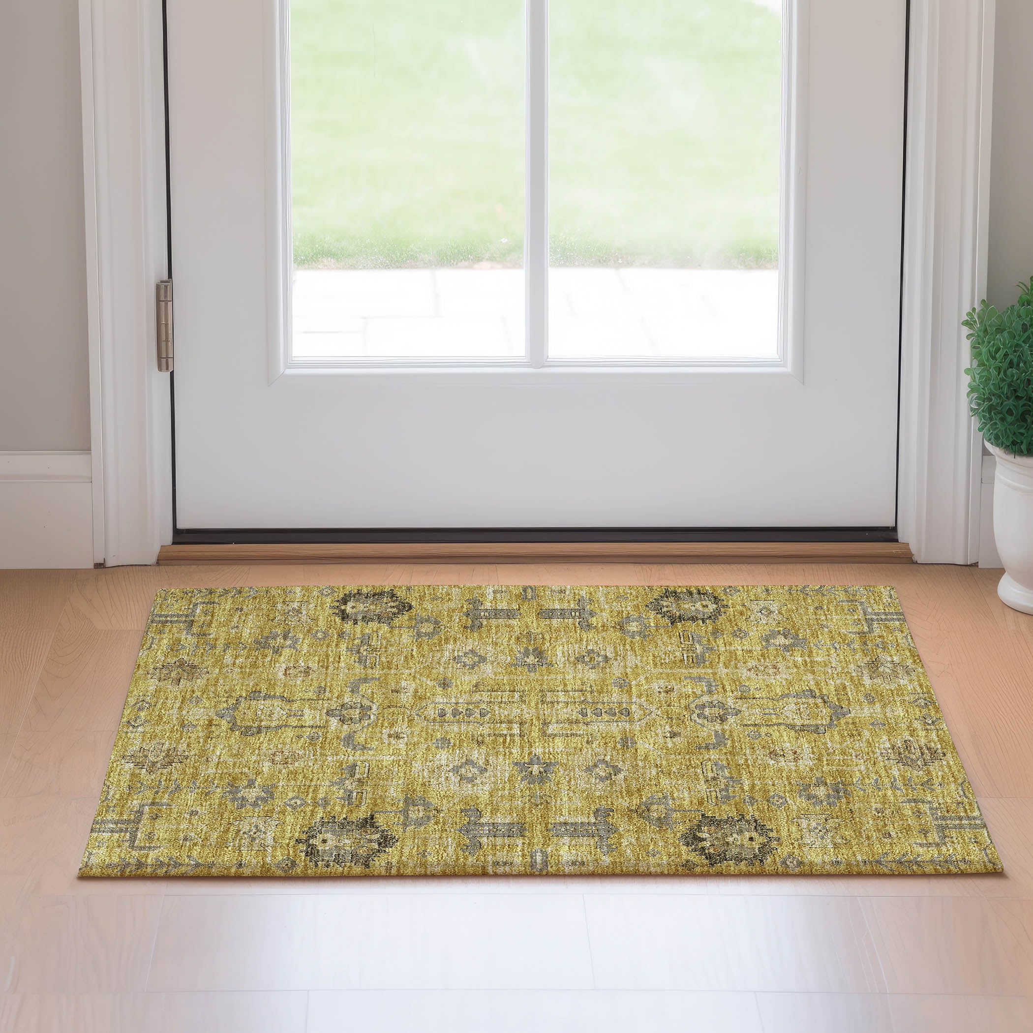 Hoi An Machine Washable Traditional Gold Rug 1'8" x 2'6" #shape_Rectangle