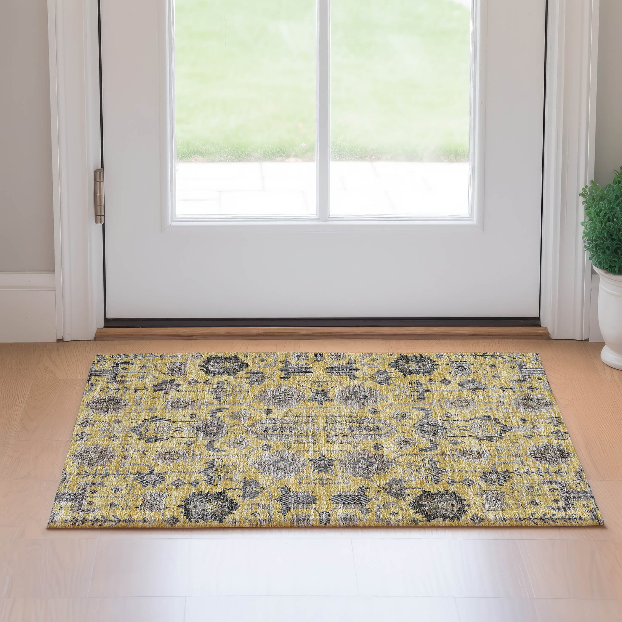 Hoi An Machine Washable Traditional Honey Gold Rug 1'8" x 2'6" #shape_Rectangle