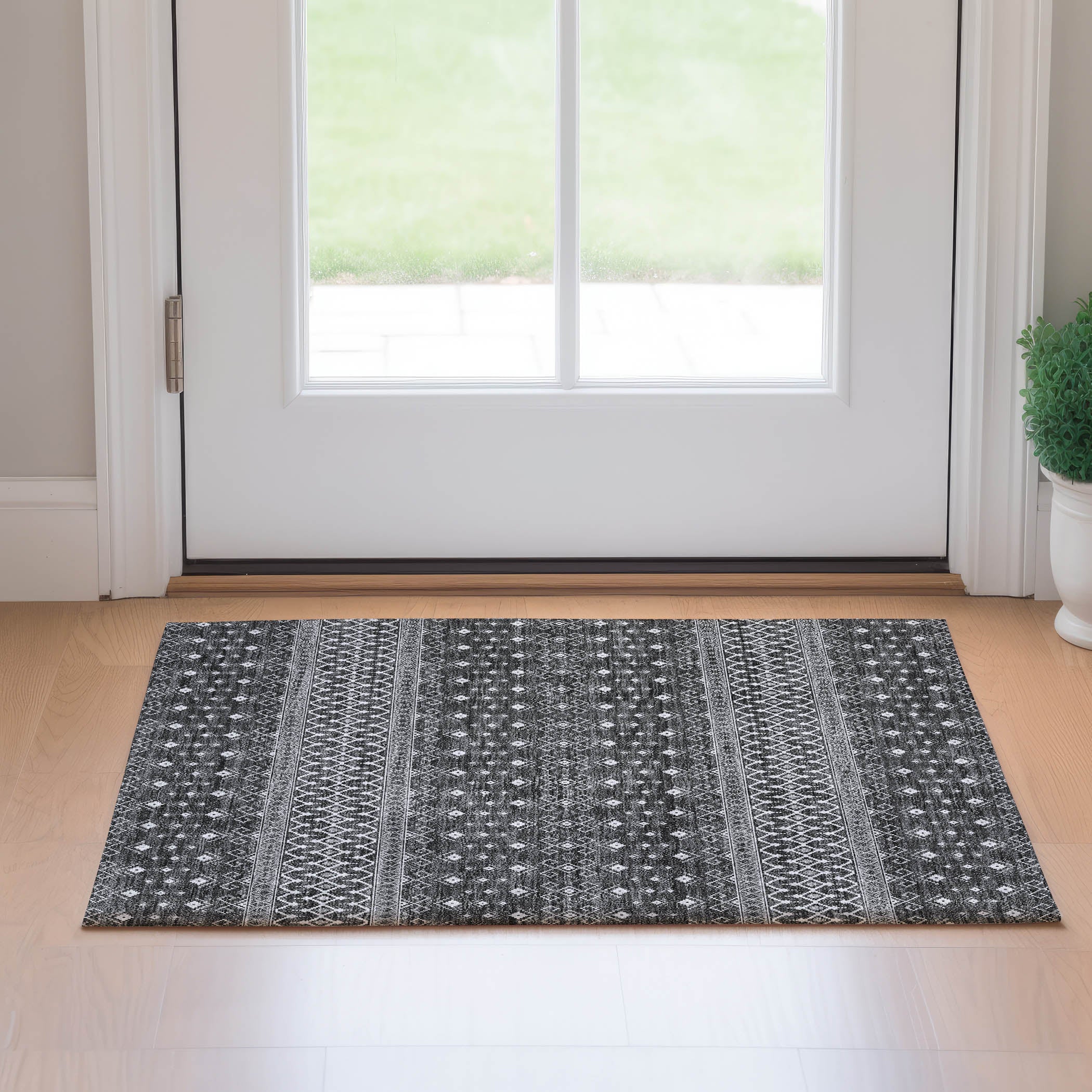 Split Machine Washable Transitional Gray Rug 1'8" x 2'6" #shape_Rectangle
