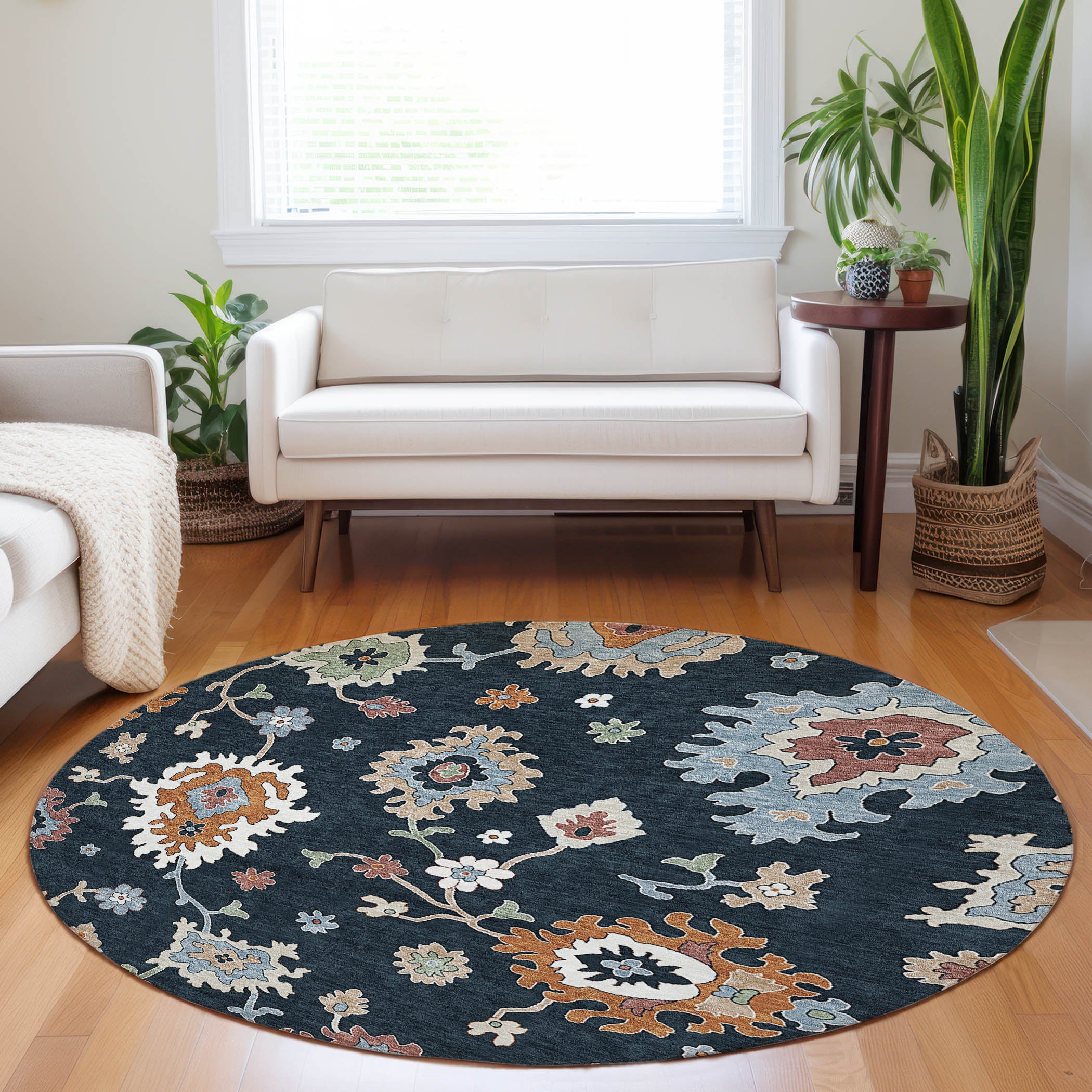 Tallinn Machine Washable Traditional Black Rug 8' x 8' #shape_Round