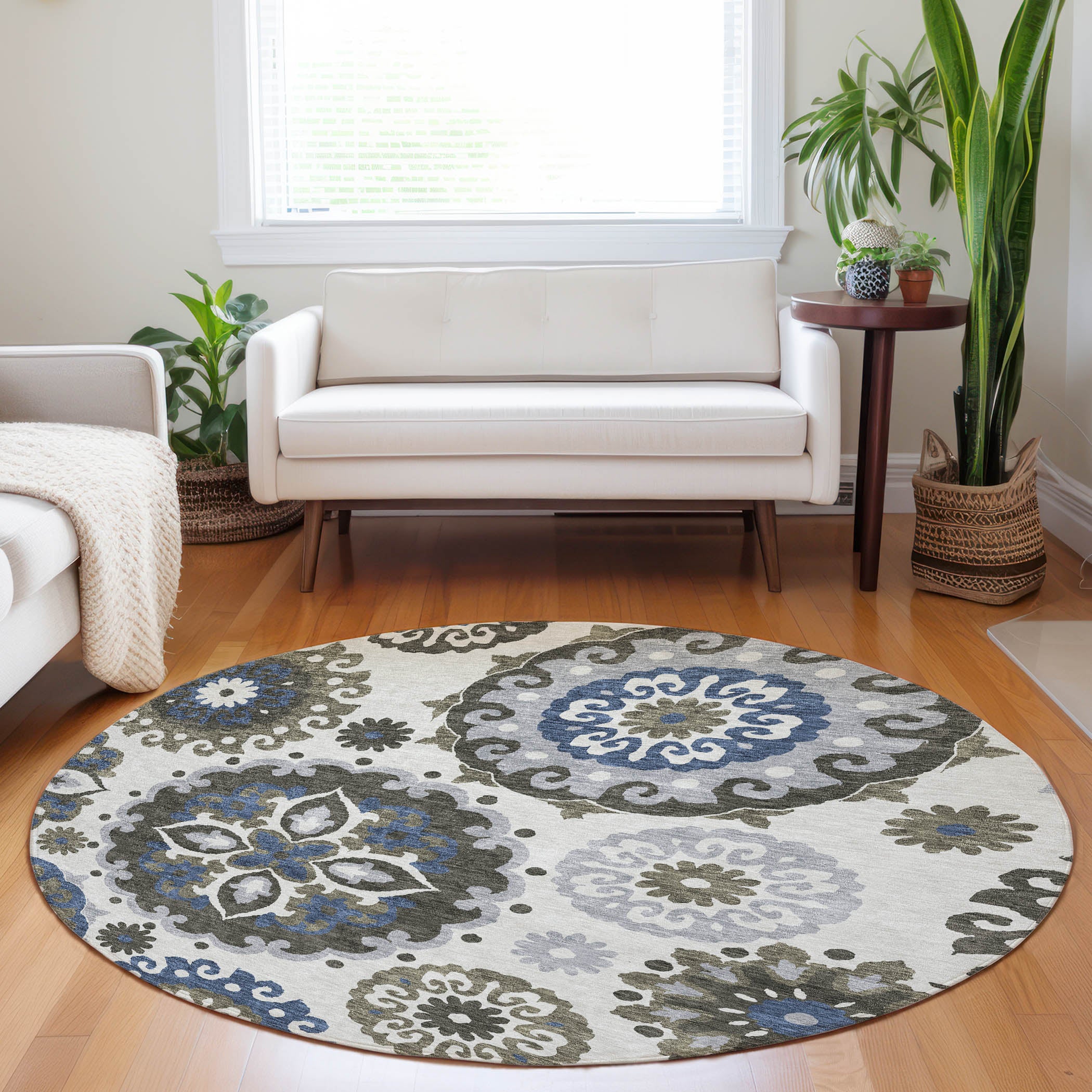 Mdina Machine Washable Transitional Pewter Gray Rug 8' x 8' #shape_Round