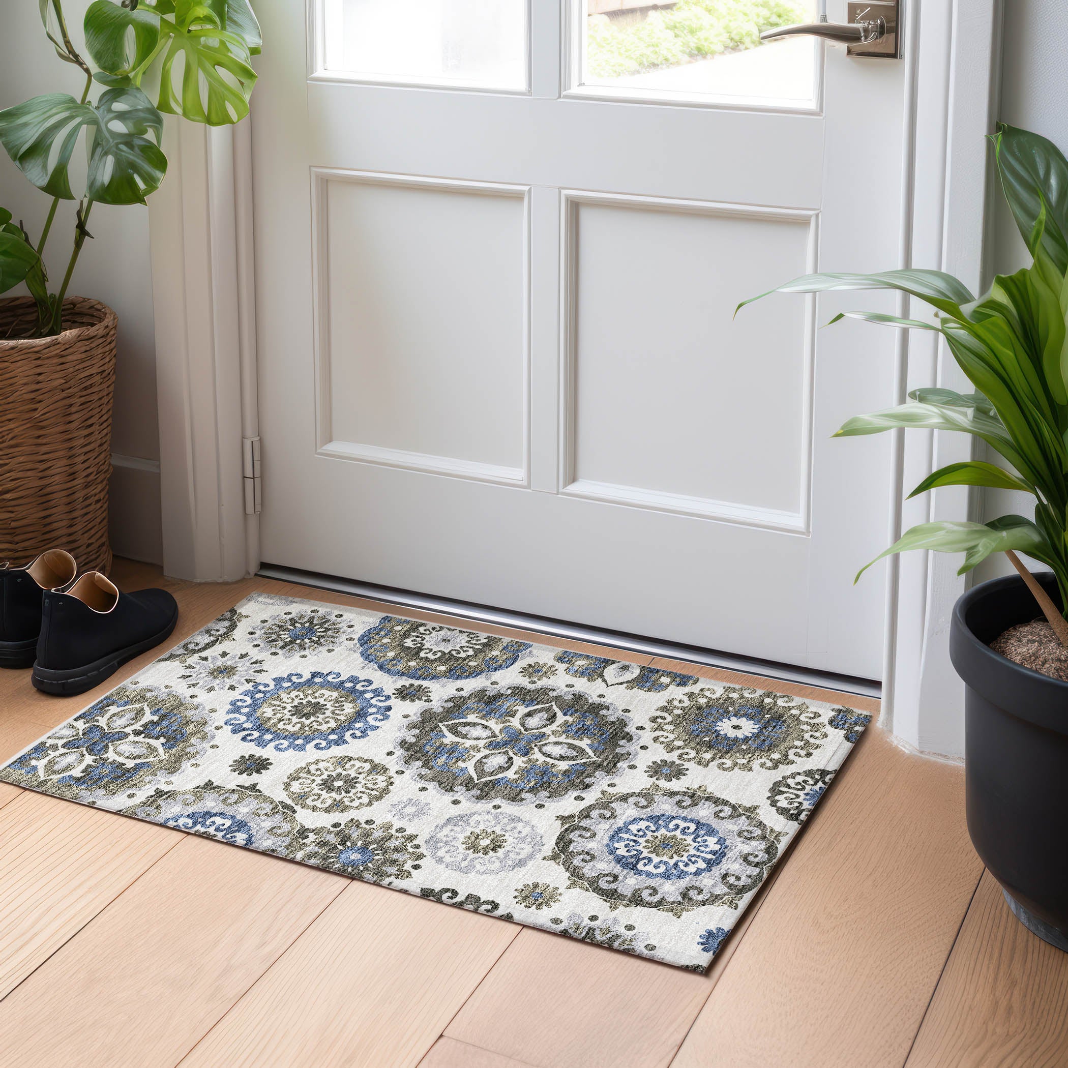 Mdina Machine Washable Transitional Pewter Gray Rug 1'8" x 2'6" #shape_Rectangle
