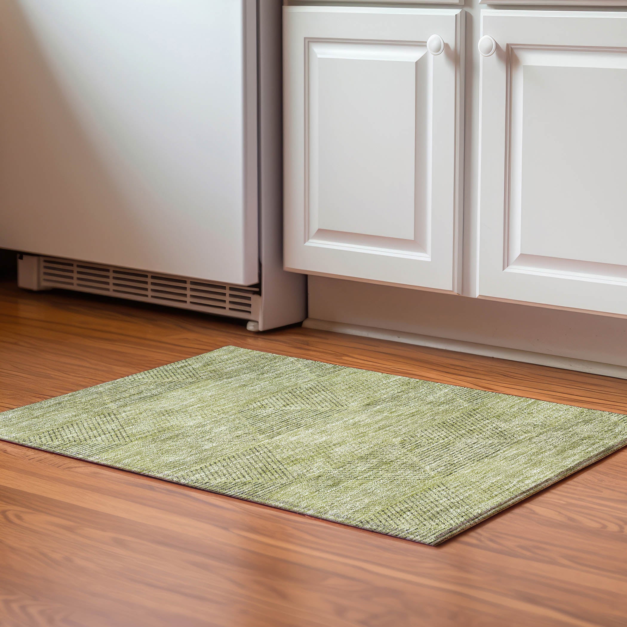 Colombo Machine Washable Transitional Aloe Green Rug 1'8" x 2'6" #shape_Rectangle