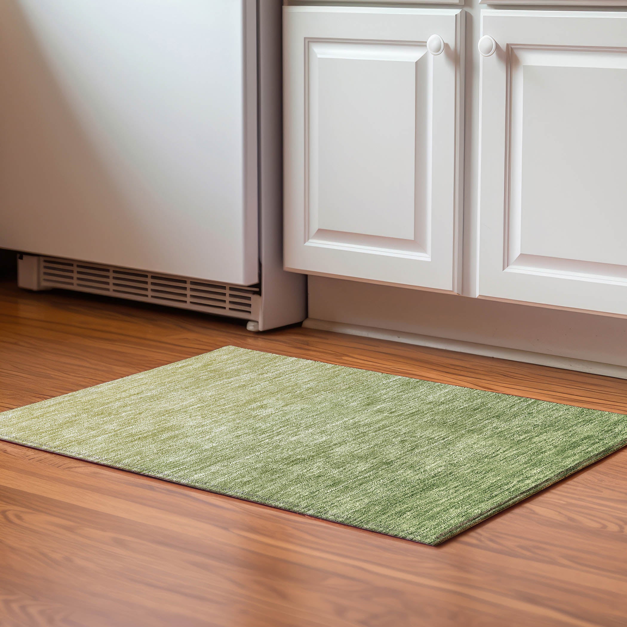 Tallinn Machine Washable Transitional Green Rug 1'8" x 2'6" #shape_Rectangle