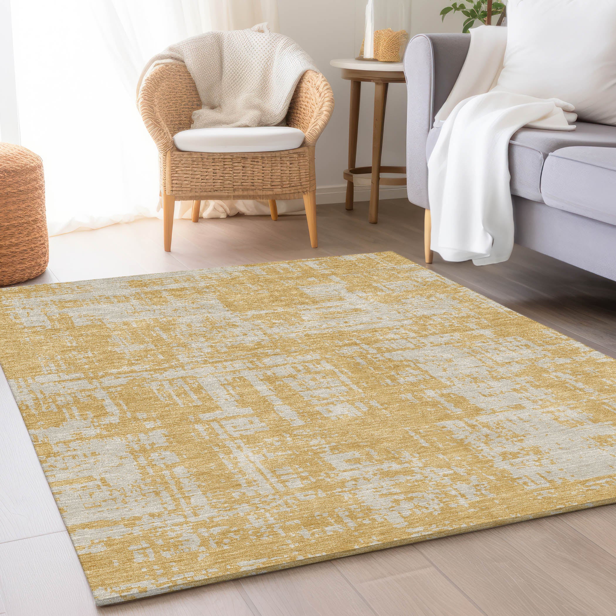 Queenstown Machine Washable Transitional Gold Rug 2'6" x 3'10" #shape_Rectangle