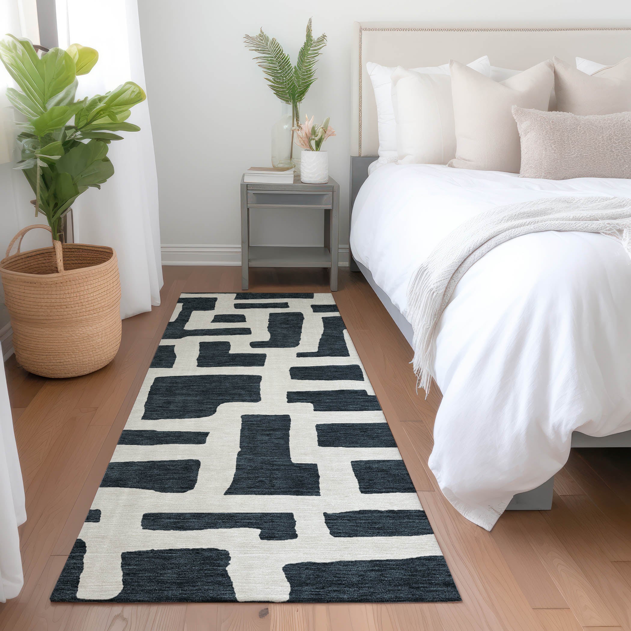 Bern Machine Washable Transitional Black Rug 2'3" x 7'6" #shape_Runner