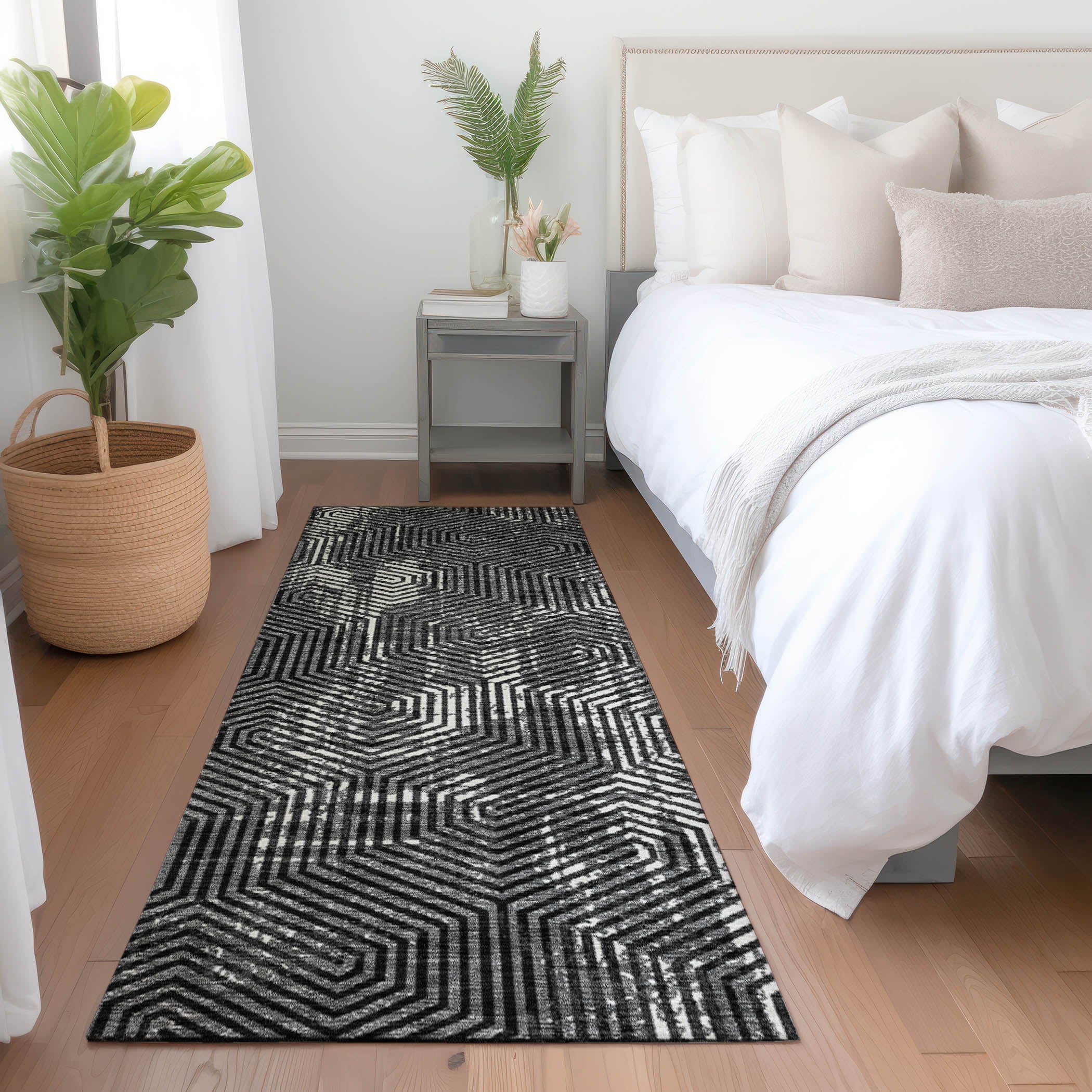 Bern Machine Washable Transitional Black Rug 2'3" x 7'6" #shape_Runner