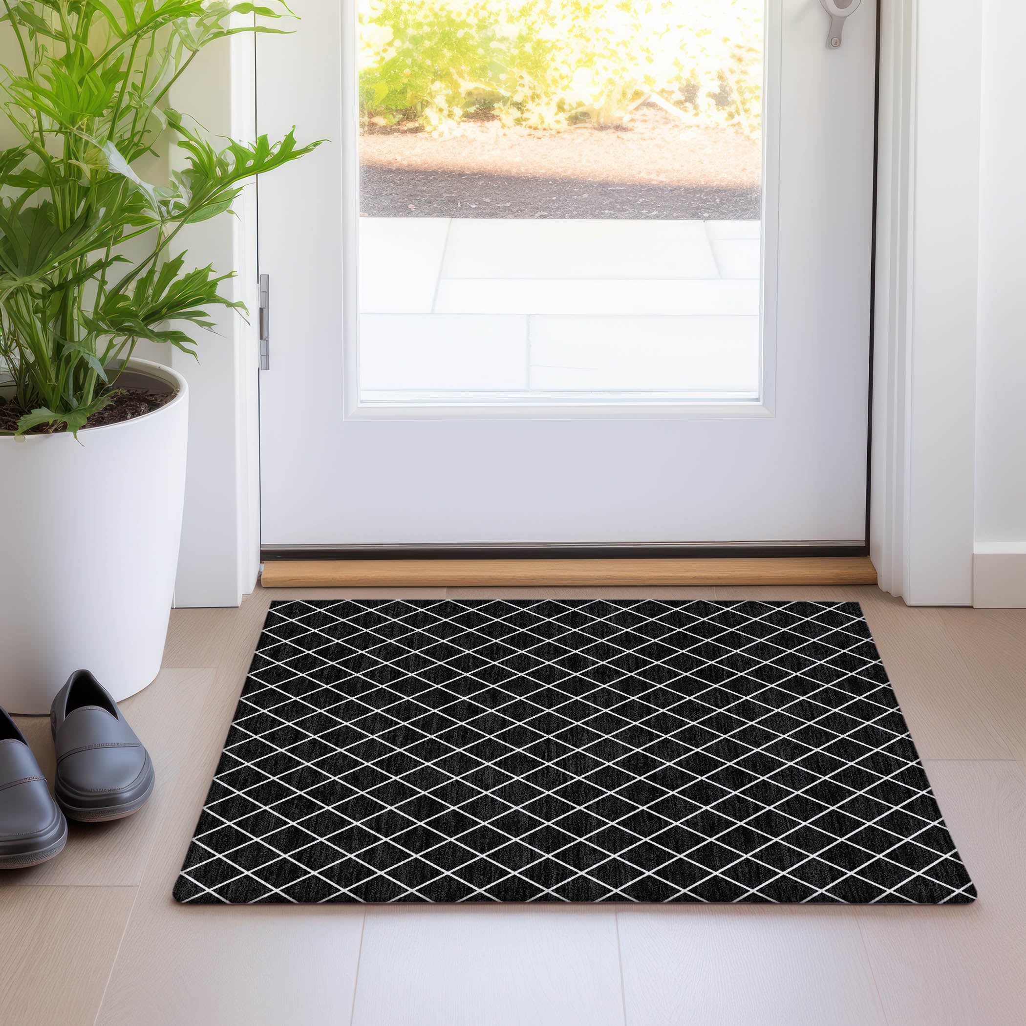 Tallinn Machine Washable Transitional Black Rug 1'8" x 2'6" #shape_Rectangle
