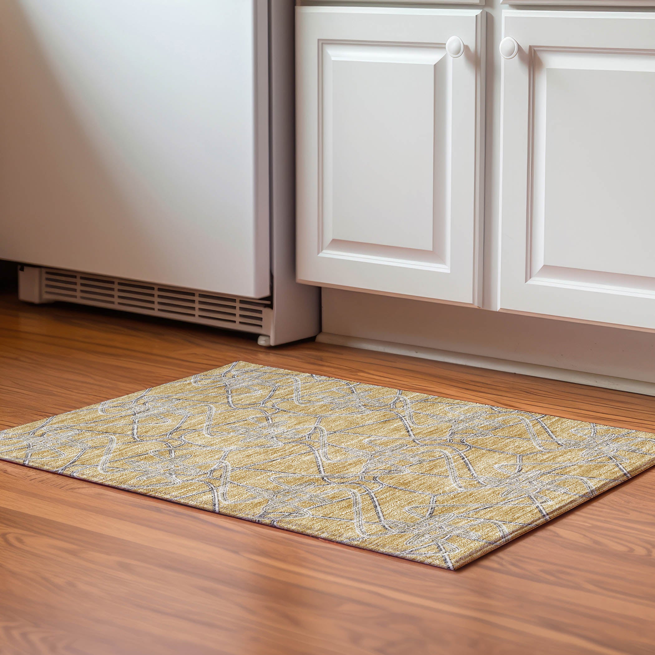 Cusco Machine Washable Transitional Gold Rug 1'8" x 2'6" #shape_Rectangle
