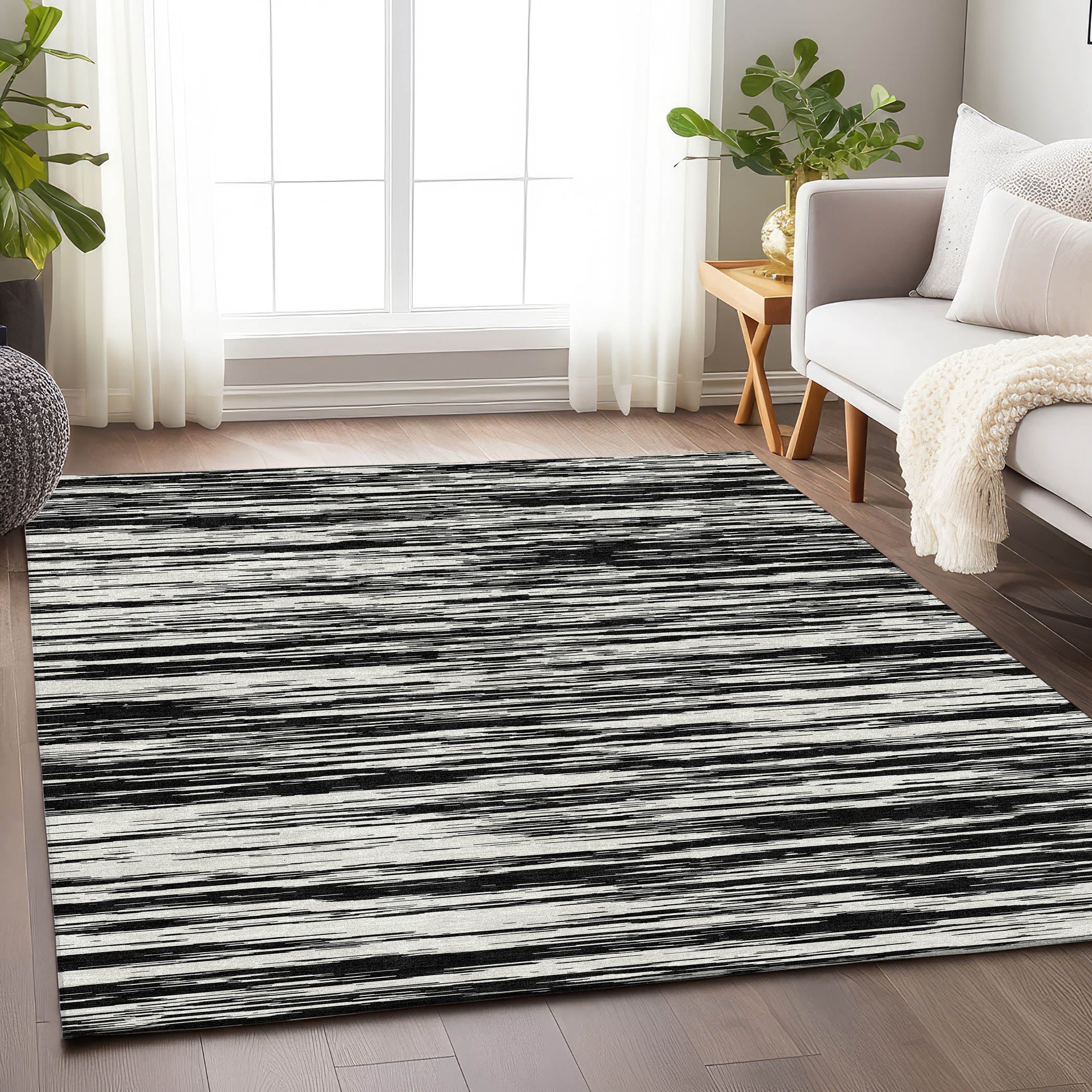 Montevideo Machine Washable Transitional Black Rug 2'6" x 3'10" #shape_Rectangle