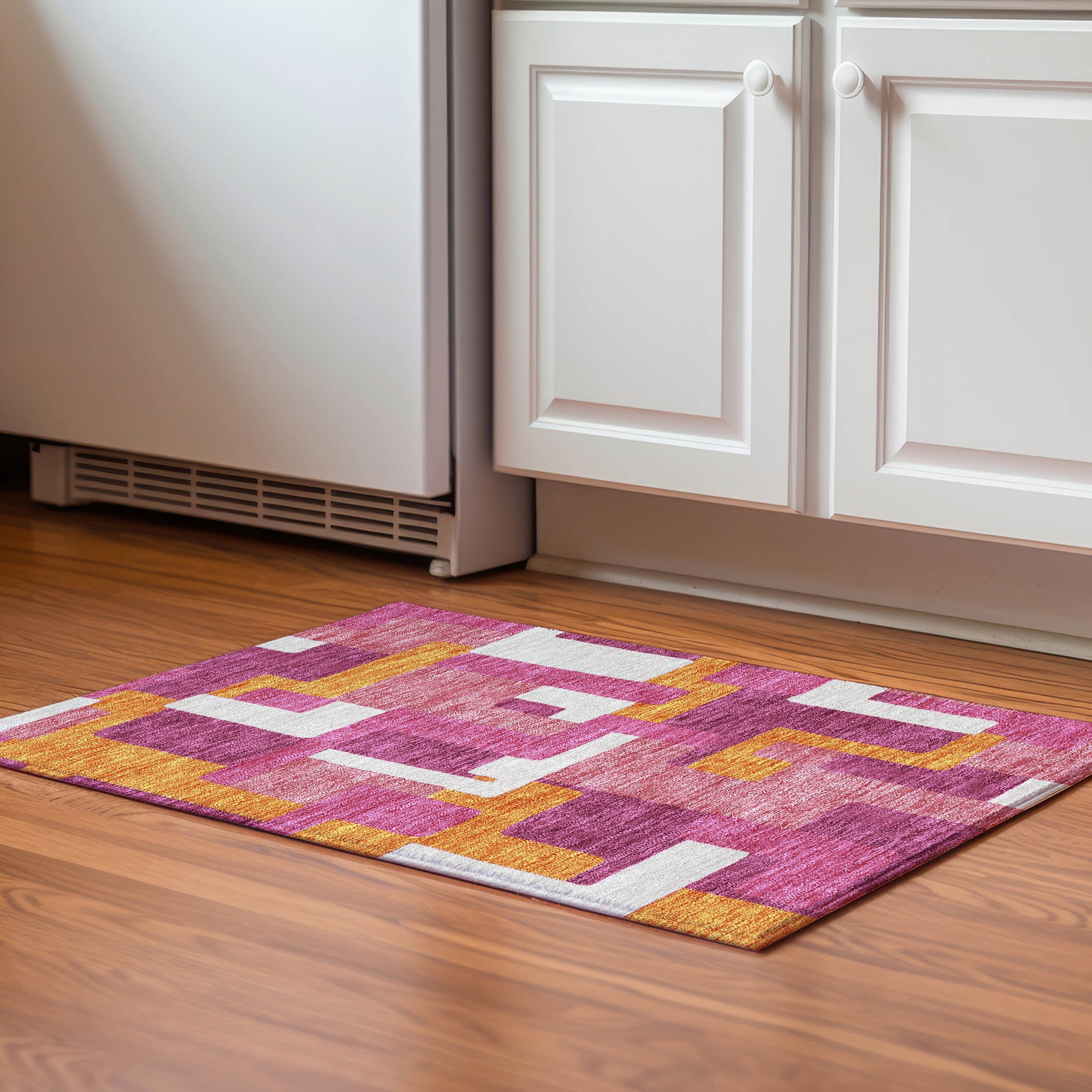 Salzburg Machine Washable Transitional Pink Rug 1'8" x 2'6" #shape_Rectangle