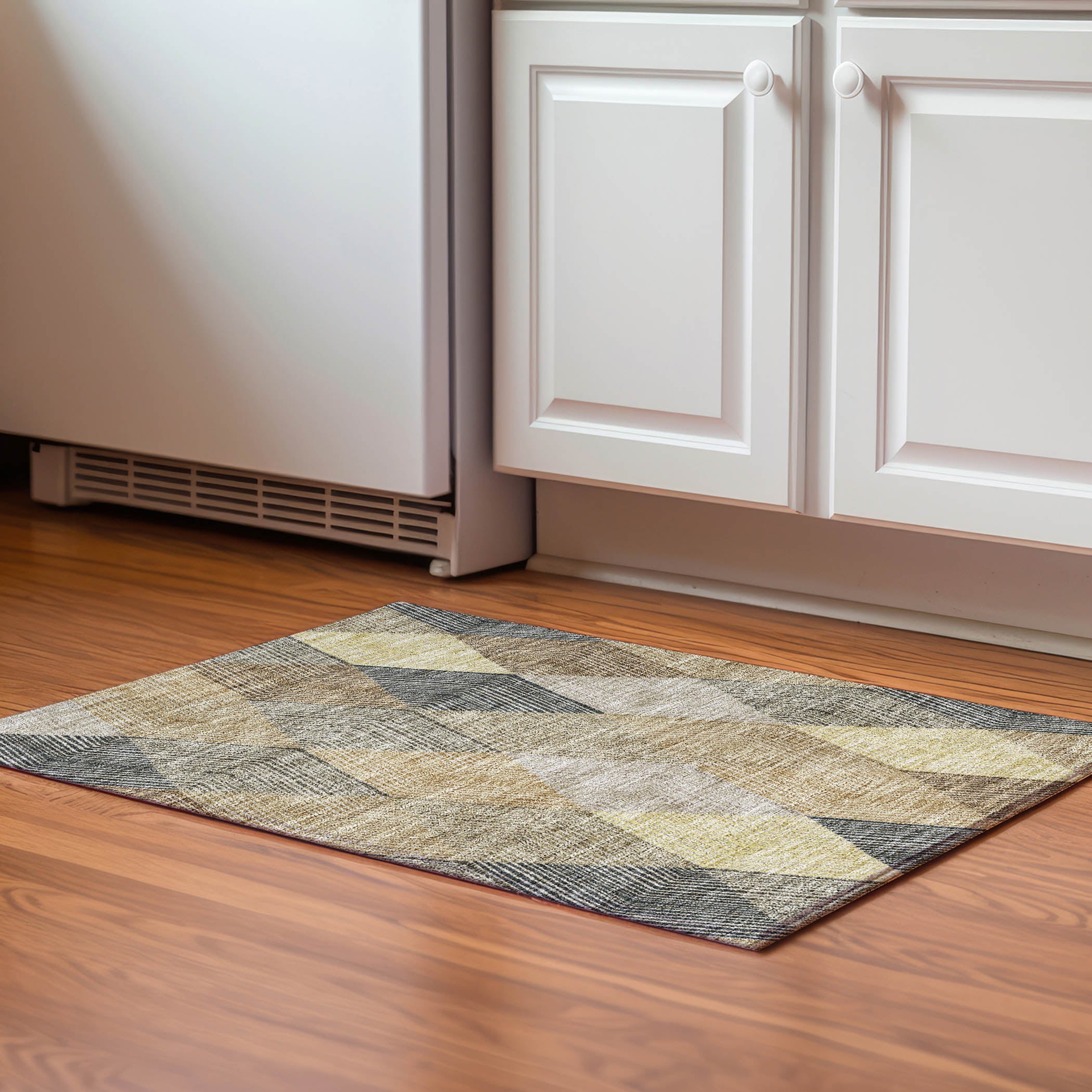 Seville Machine Washable Transitional Mocha Brown Rug 1'8" x 2'6" #shape_Rectangle