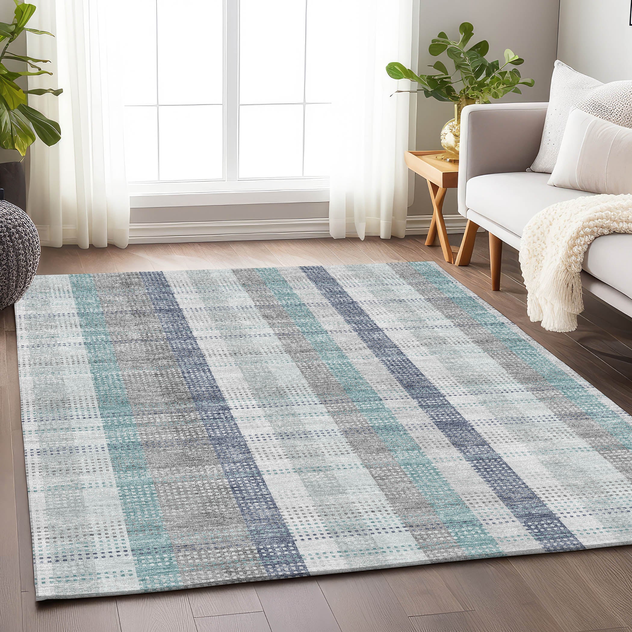 Lisbon Machine Washable Transitional Silver Gray Rug 2'6" x 3'10" #shape_Rectangle