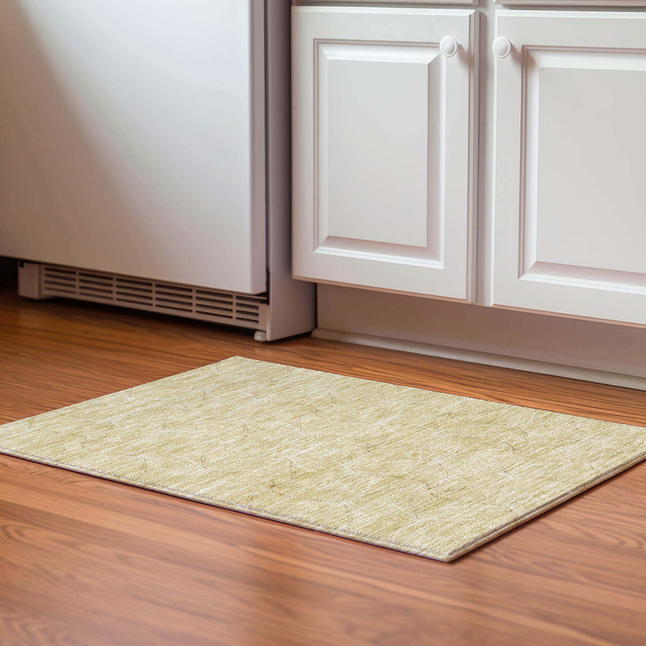 Bangkok Machine Washable Transitional Wheat Gold Rug 1'8" x 2'6" #shape_Rectangle