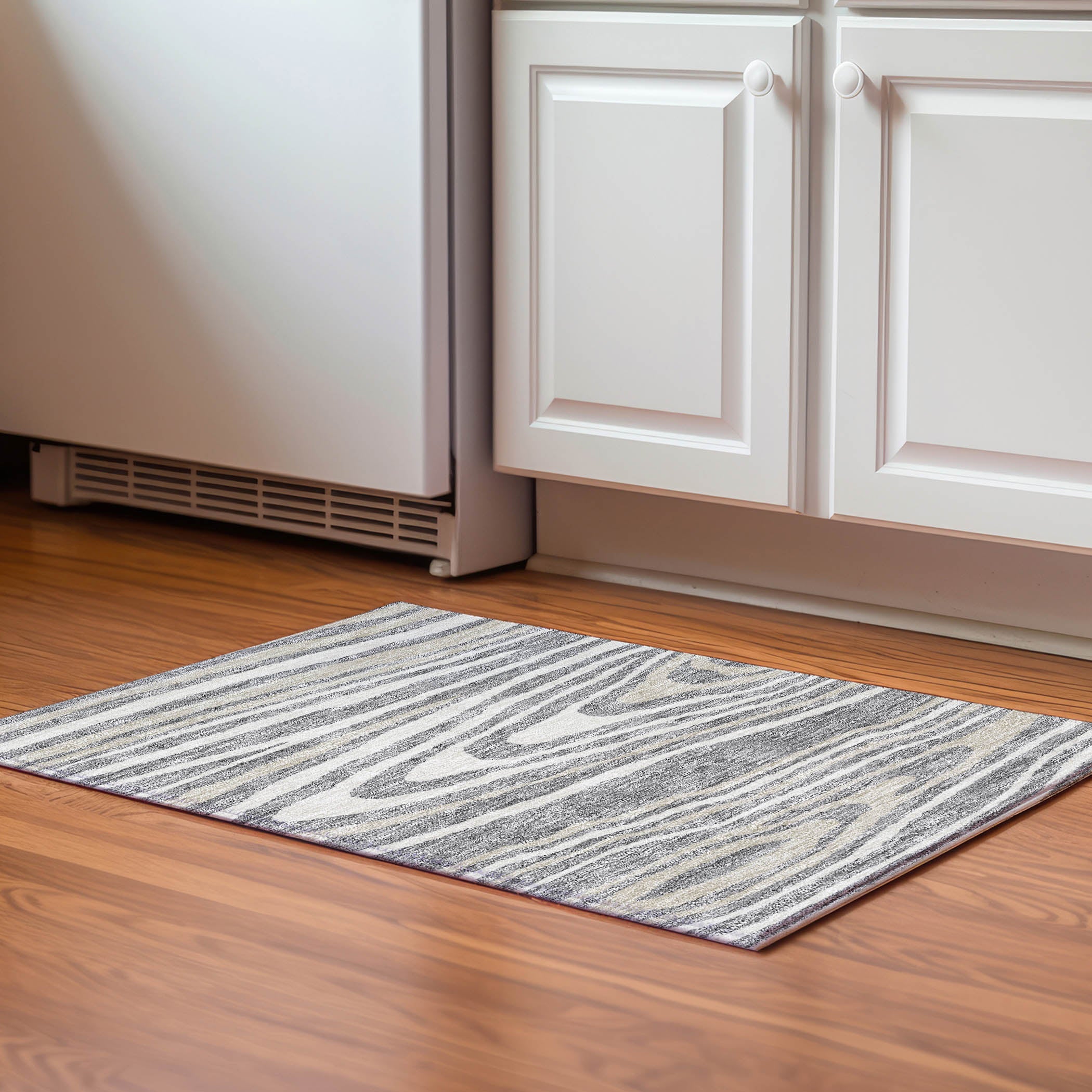 Queenstown Machine Washable Transitional Gray Rug 1'8" x 2'6" #shape_Rectangle