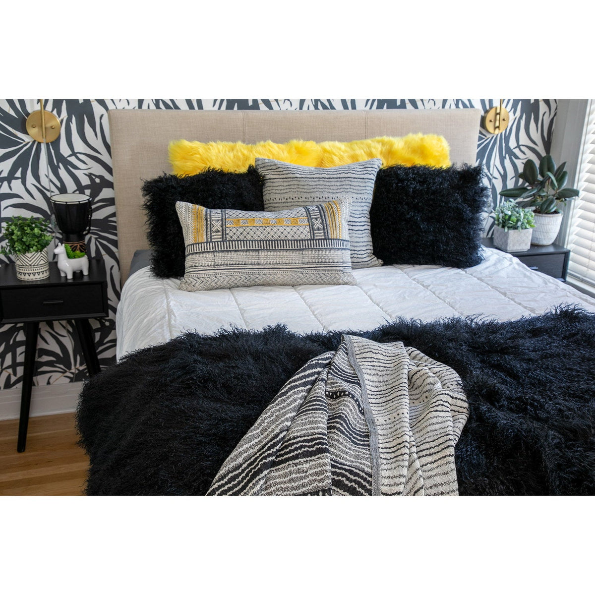 Sojourn Throw Wool/silk Black 3