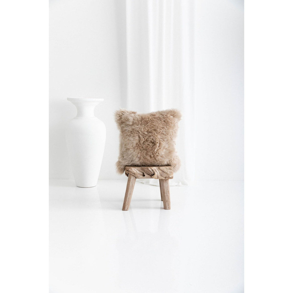 Longwool Sheepskin Cushion Nappa 2