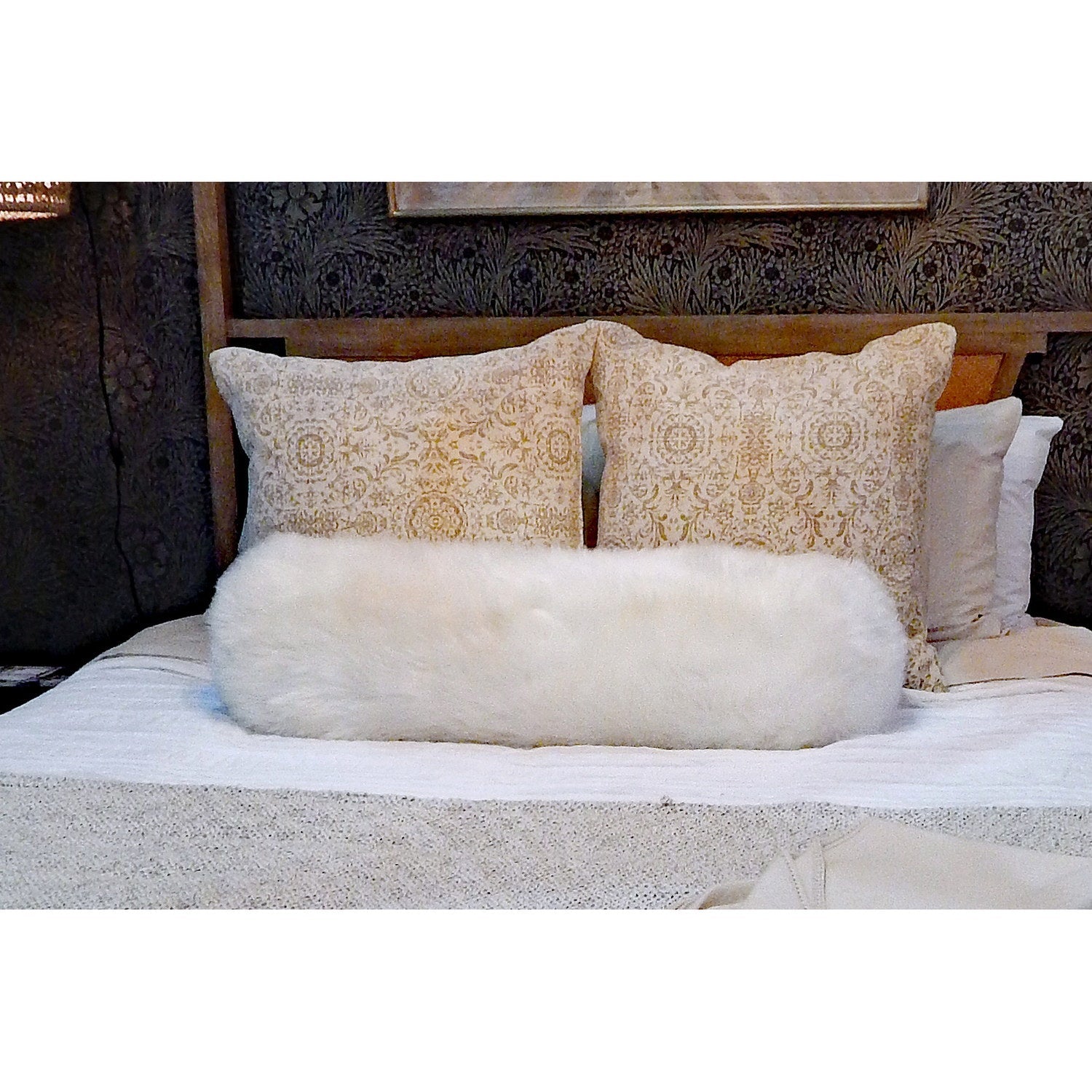 Cushion LW Sheepskin Ivory 2