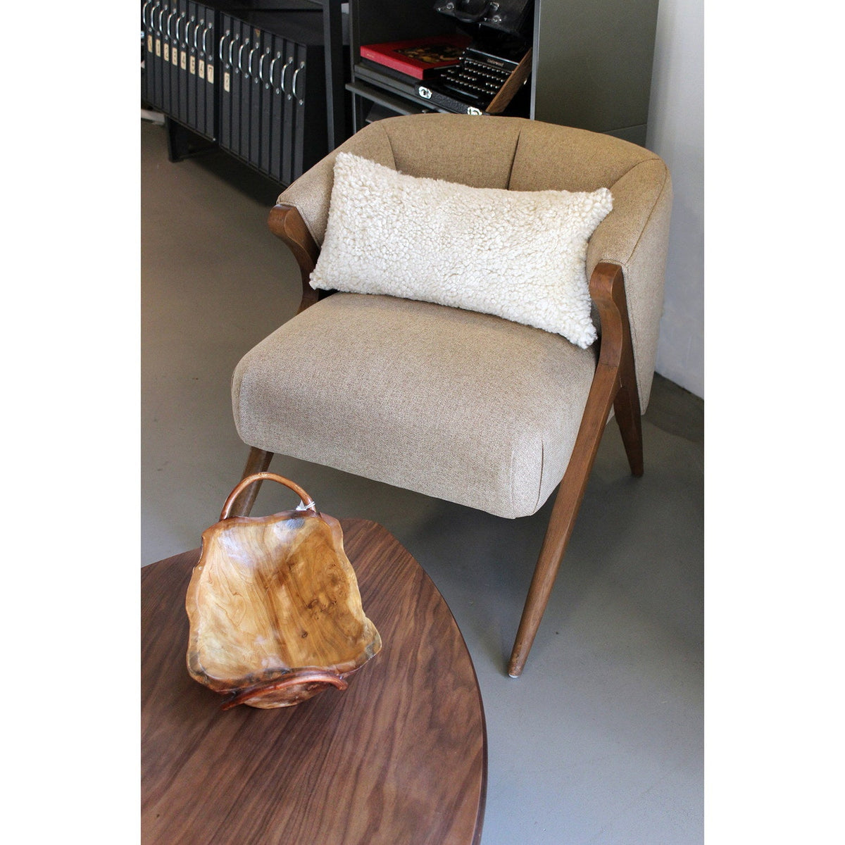SW Curly Sheepskin Cushion Oatmeal 2