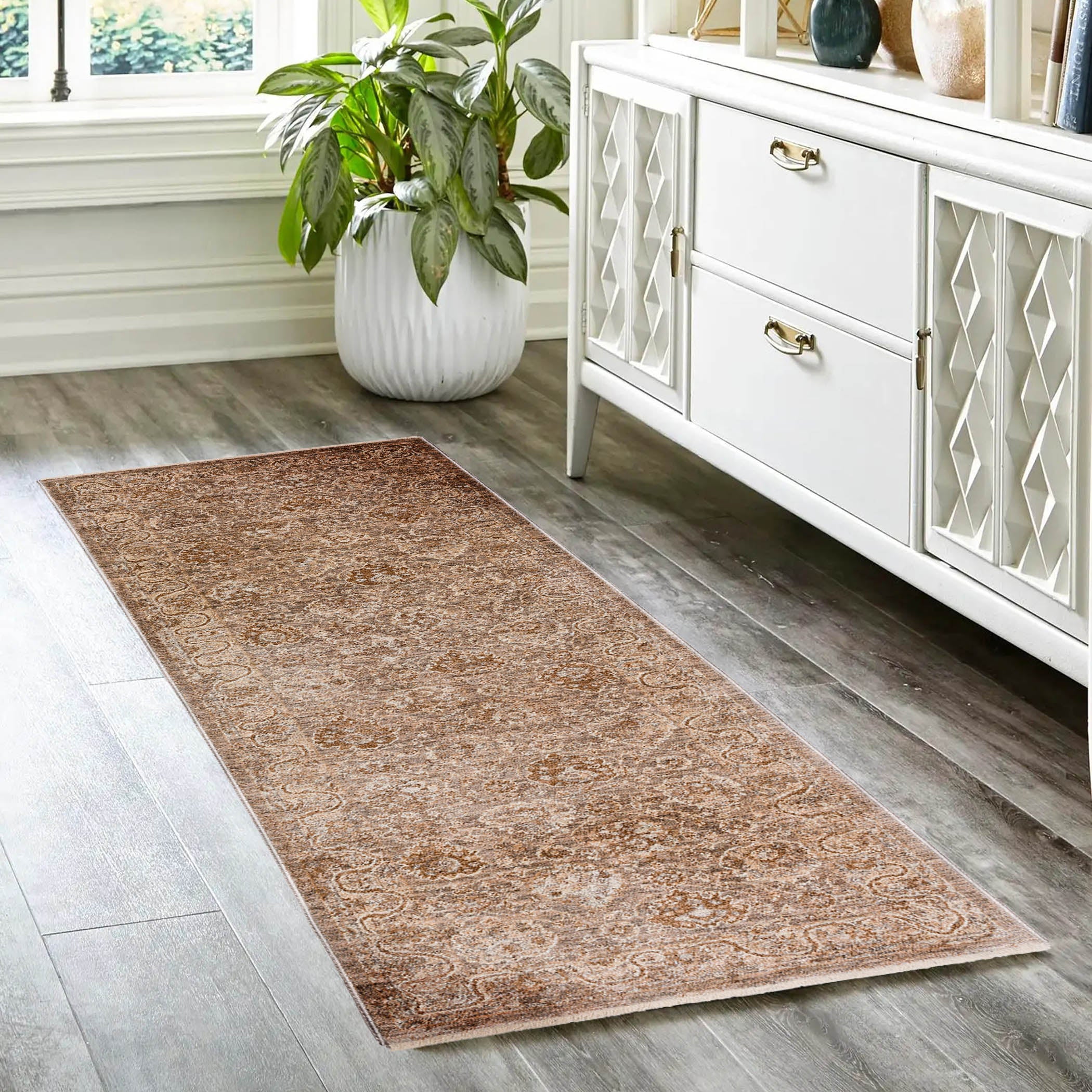 Traditional BE6 Pebble Brown Rug 2'3" x 7'10" #shape_Runner