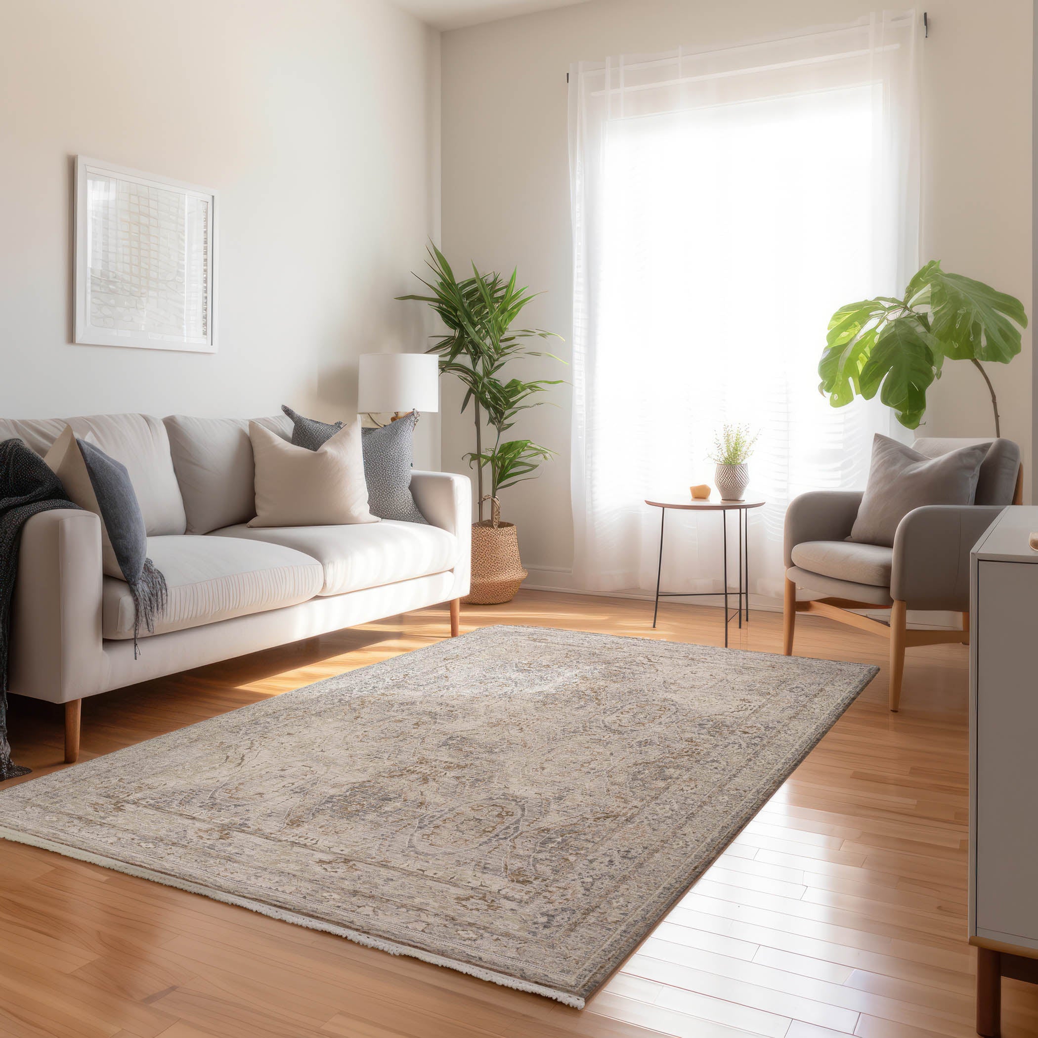 Traditional CY6 Gray Rug 1'8" x 2'6" #shape_Rectangle