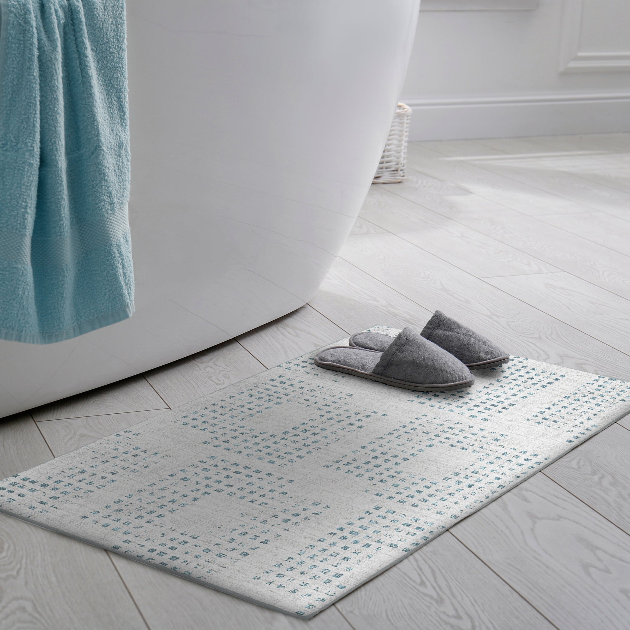 Indoor/Outdoor Transitional DA1 Tin Gray Rug 2' x 3' #shape_Rectangle