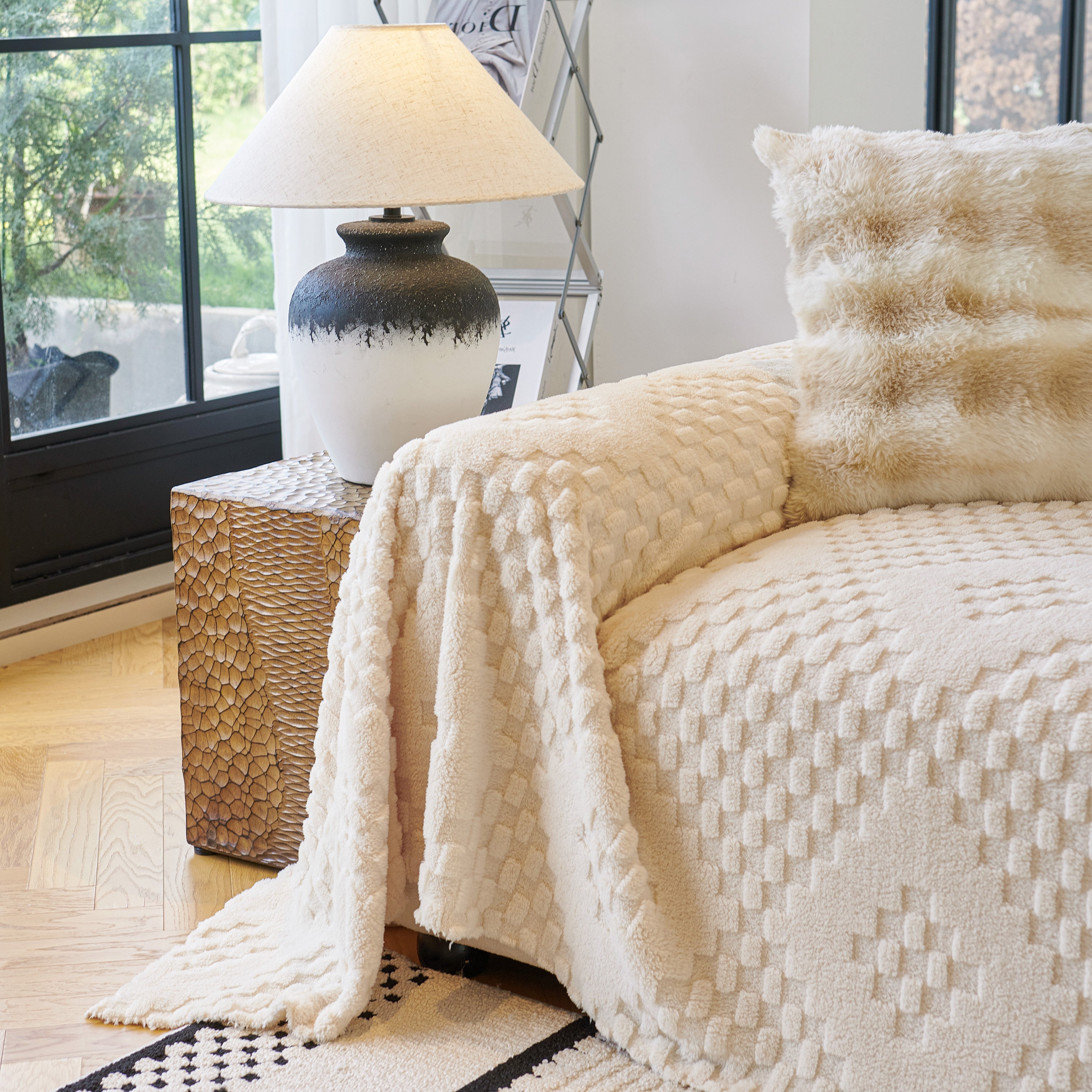 Thickened 3D Plush Premium Living Spaces Couch Covers Soft and Warm Couch Protector Blanket