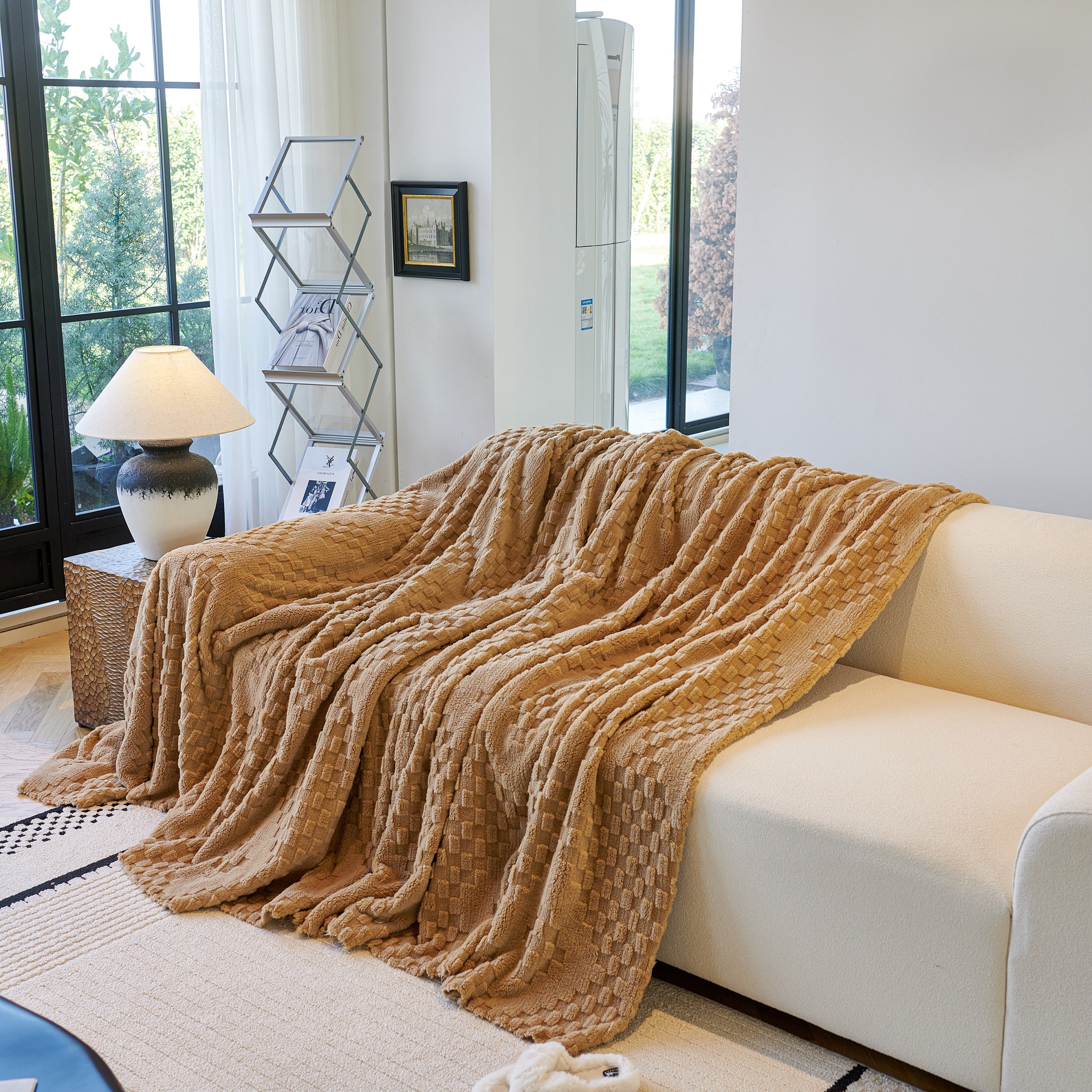 Thickened 3D Plush Premium Living Spaces Couch Covers Soft and Warm Couch Protector Blanket