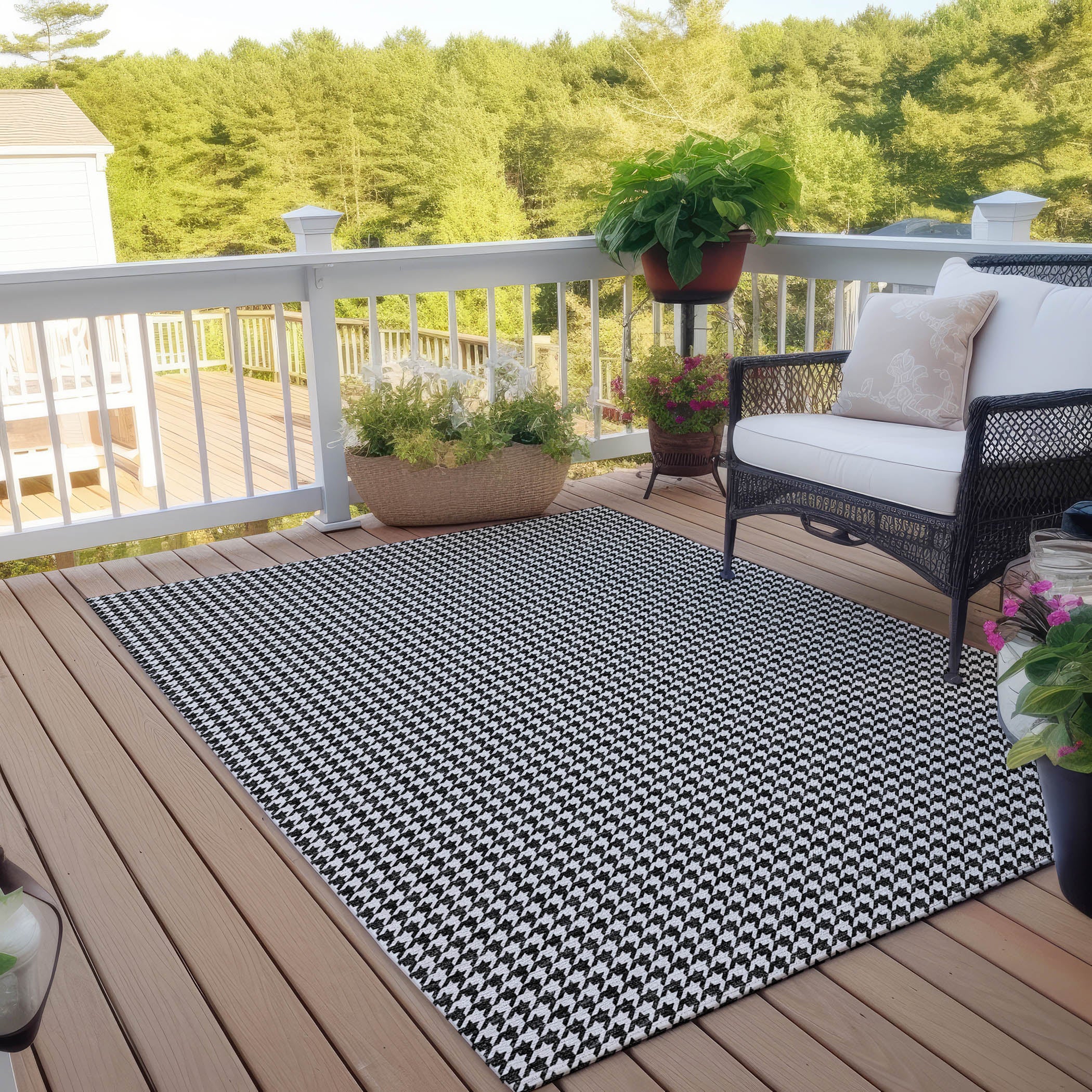 Luxury Machine Washable Indoor/Outdoor Transitional HN1 Black Rug 3' x 5' #shape_Rectangle