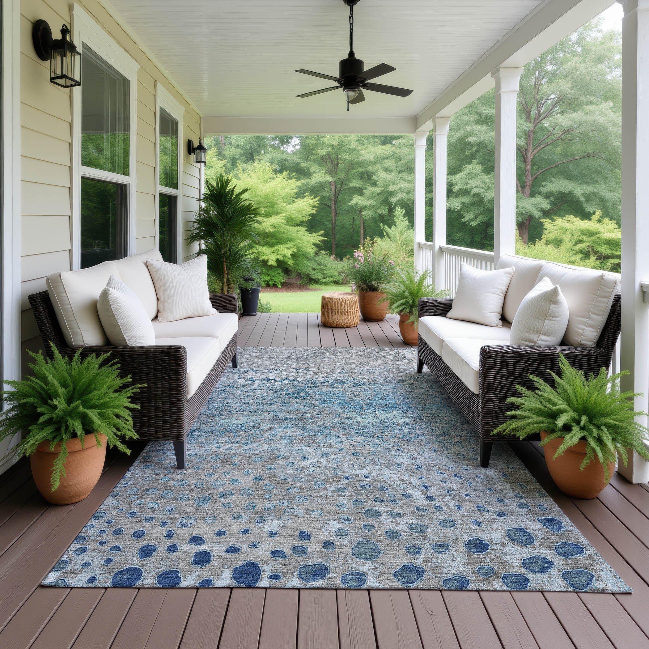 Luxury Washable Indoor/Outdoor Transitional KC13 Gray Rug 2'6" x 3'10" #shape_Rectangle