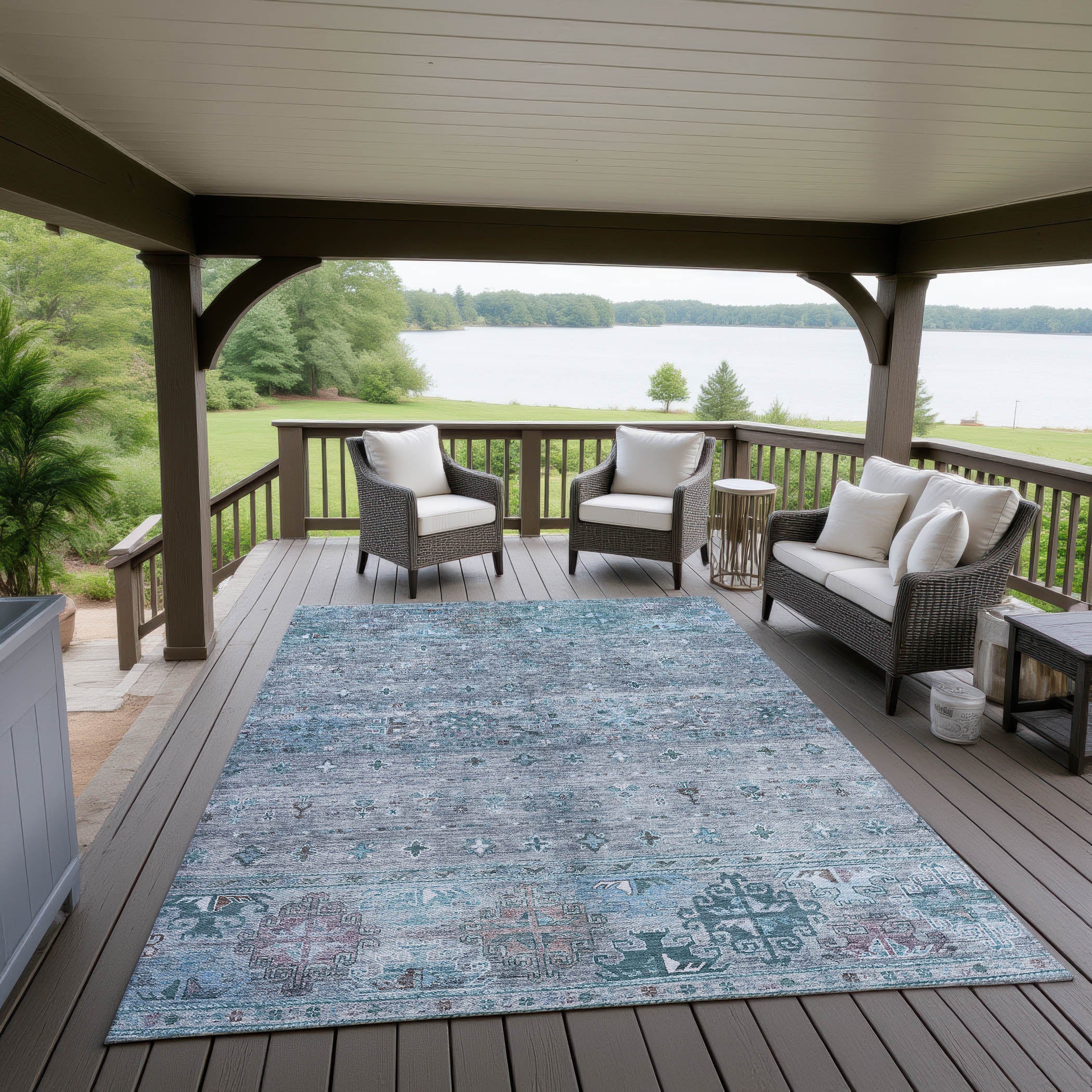 Indoor/Outdoor Traditional KJ5 Blue Rug 2'6" x 3'10" #shape_Rectangle