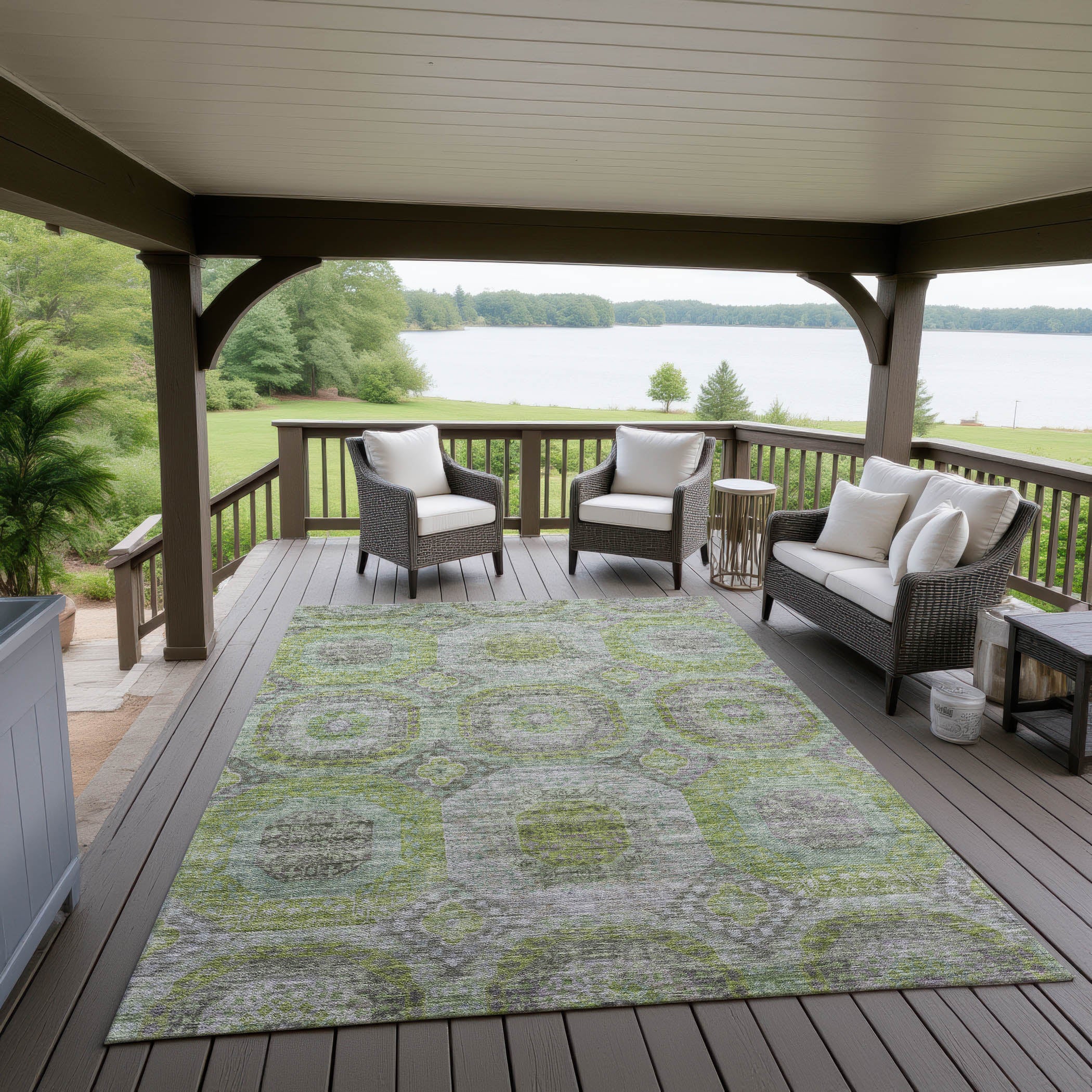 Indoor/Outdoor Traditional KJ6 Olive Green Rug 2'6" x 3'10" #shape_Rectangle
