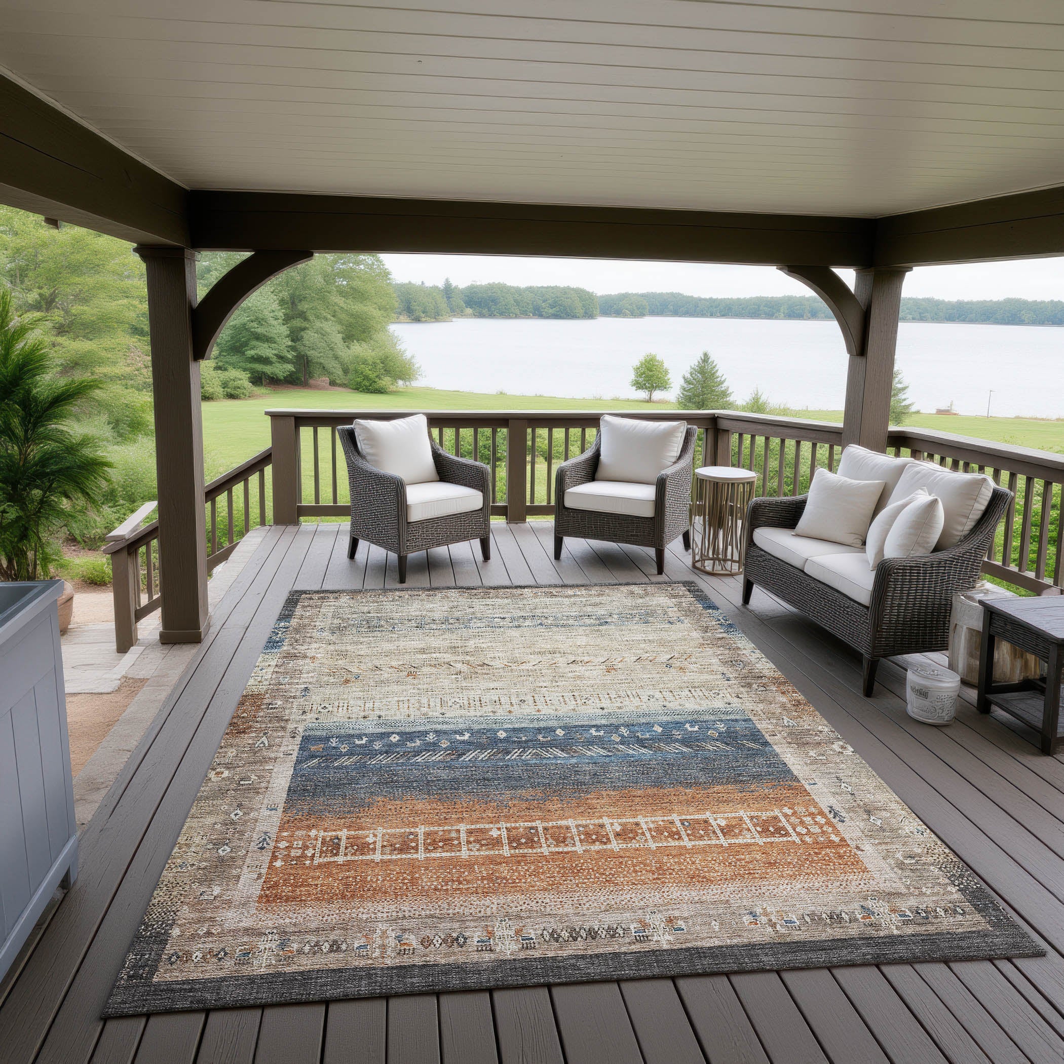 Indoor/Outdoor Traditional KJ7 Brown Rug 2'6" x 3'10" #shape_Rectangle