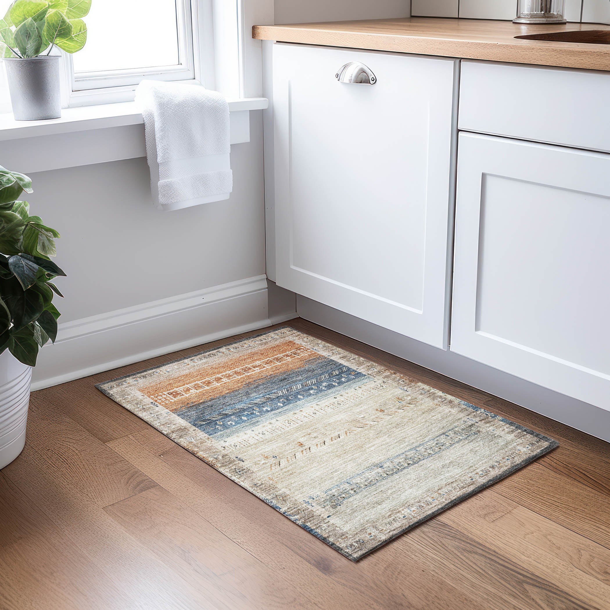 Indoor/Outdoor Traditional KJ7 Brown Rug 1'8" x 2'6" #shape_Rectangle