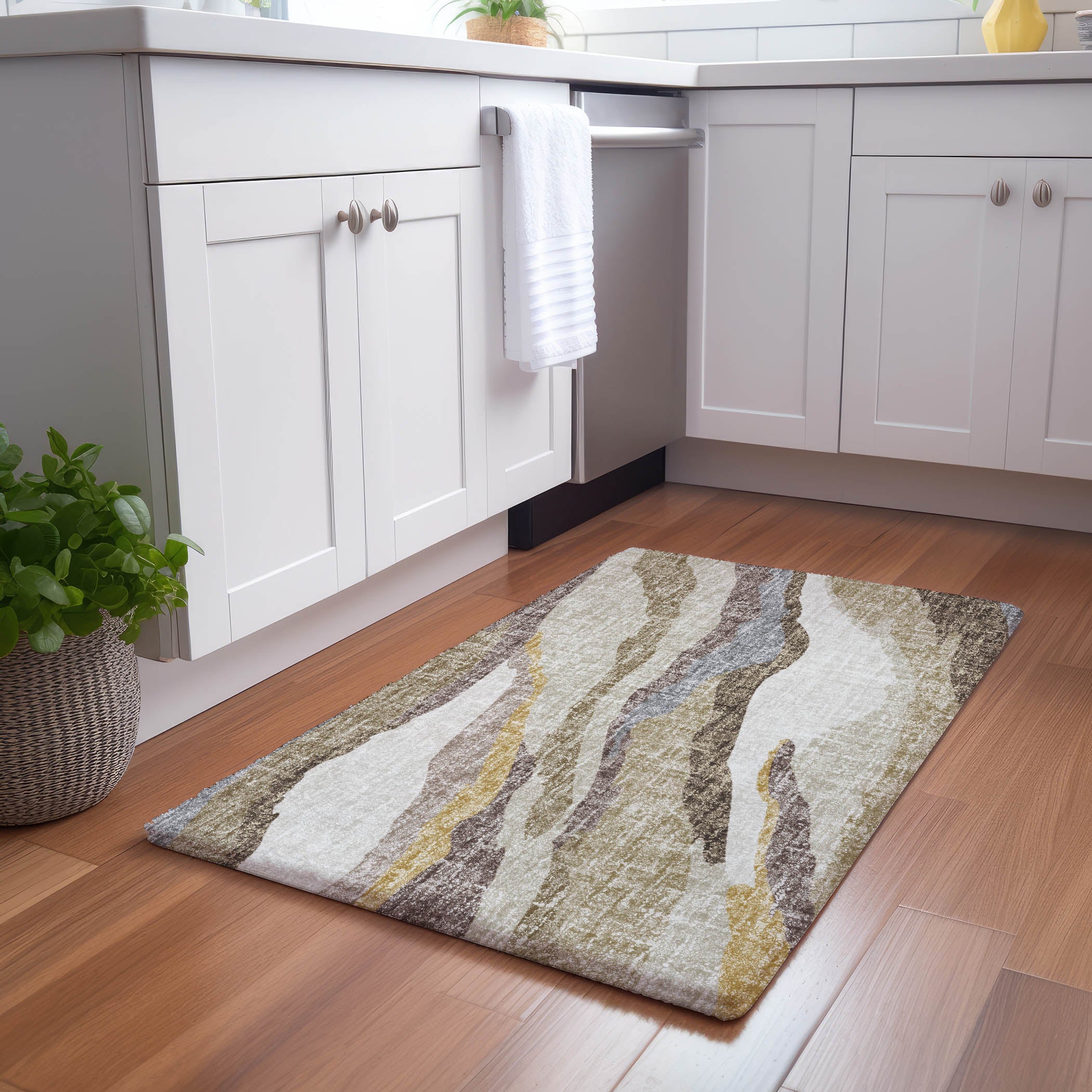 Luxury Washable Transitional LN4 Beige Brown Rug 1'8" x 2'6" #shape_Rectangle