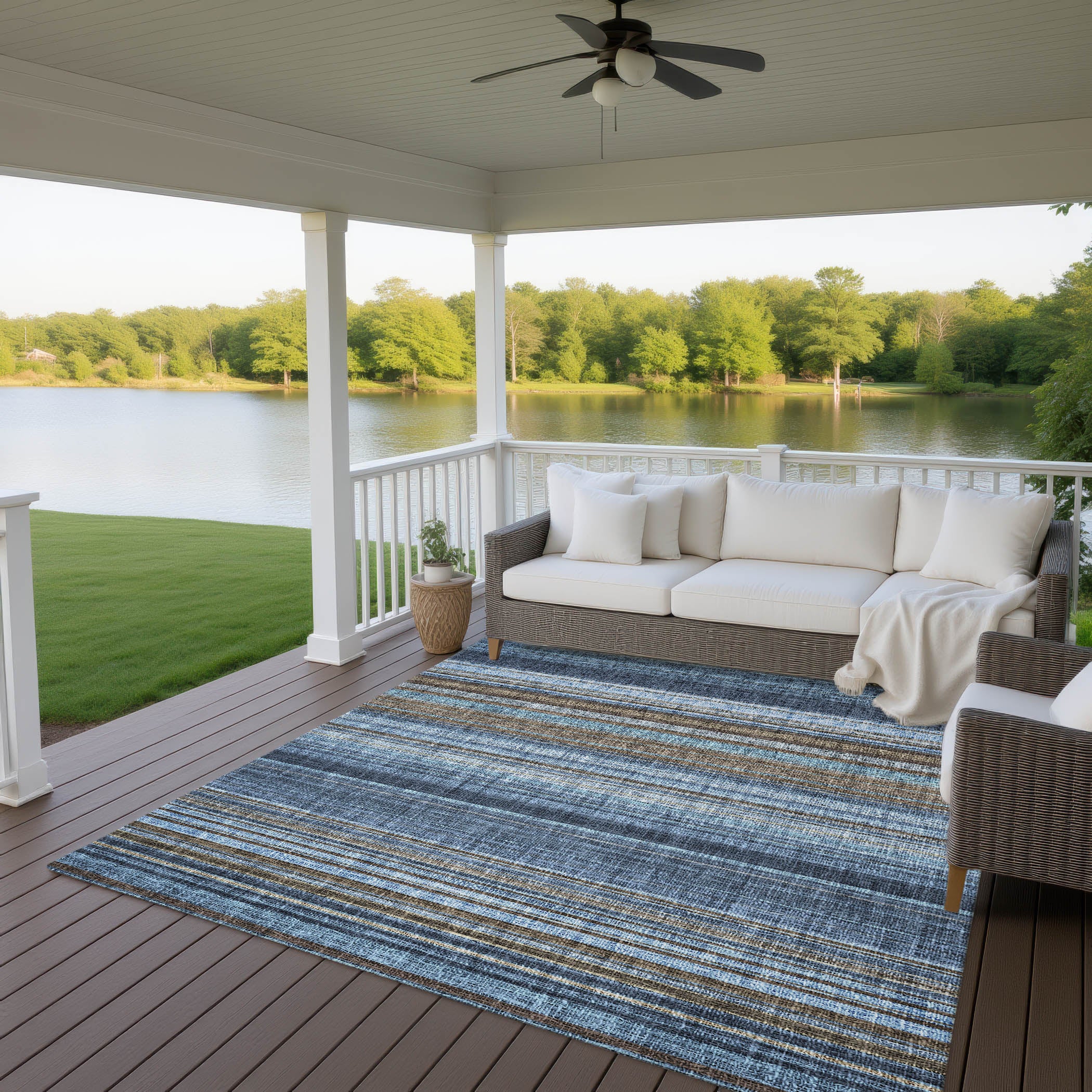 Luxury Washable Indoor/Outdoor Transitional PO2 Navy Blue Rug 2'6" x 3'10" #shape_Rectangle