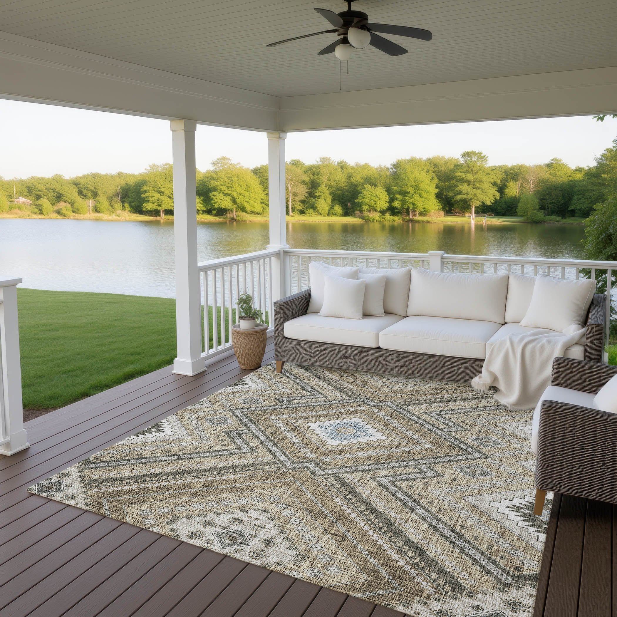 Luxury Washable Indoor/Outdoor Transitional PO5 Beige Brown Rug 2'6" x 3'10" #shape_Rectangle