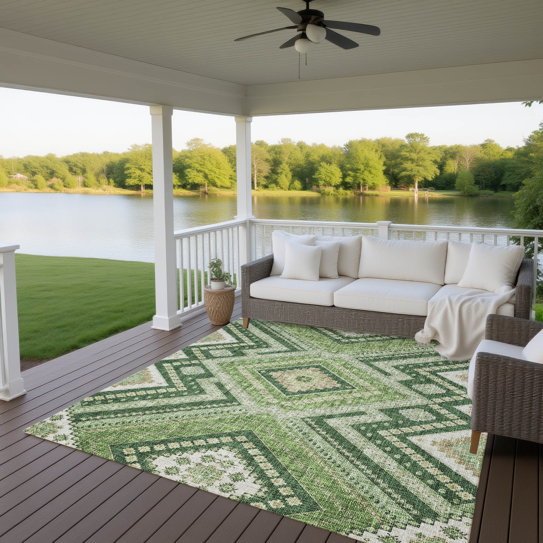 Luxury Washable Indoor/Outdoor Transitional PO5 Green Rug 2'6" x 3'10" #shape_Rectangle