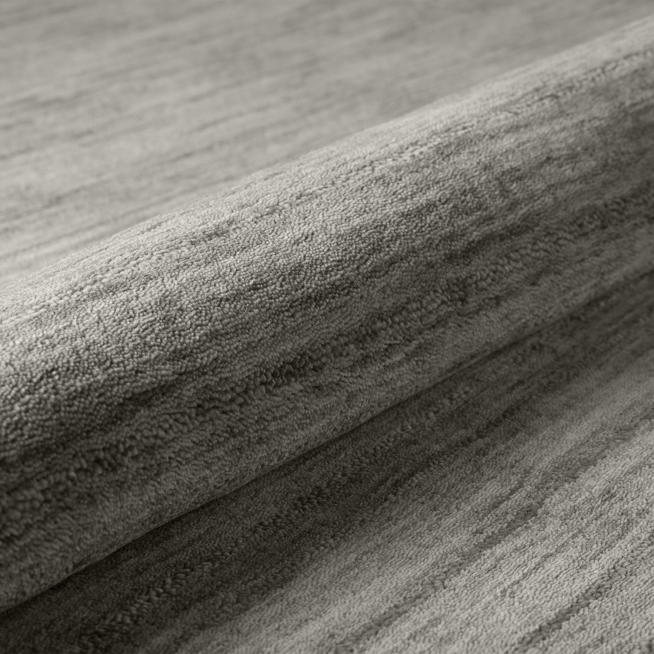 Transitional RF100 Charcoal Gray Wool Rug 2' x 3' #shape_Rectangle