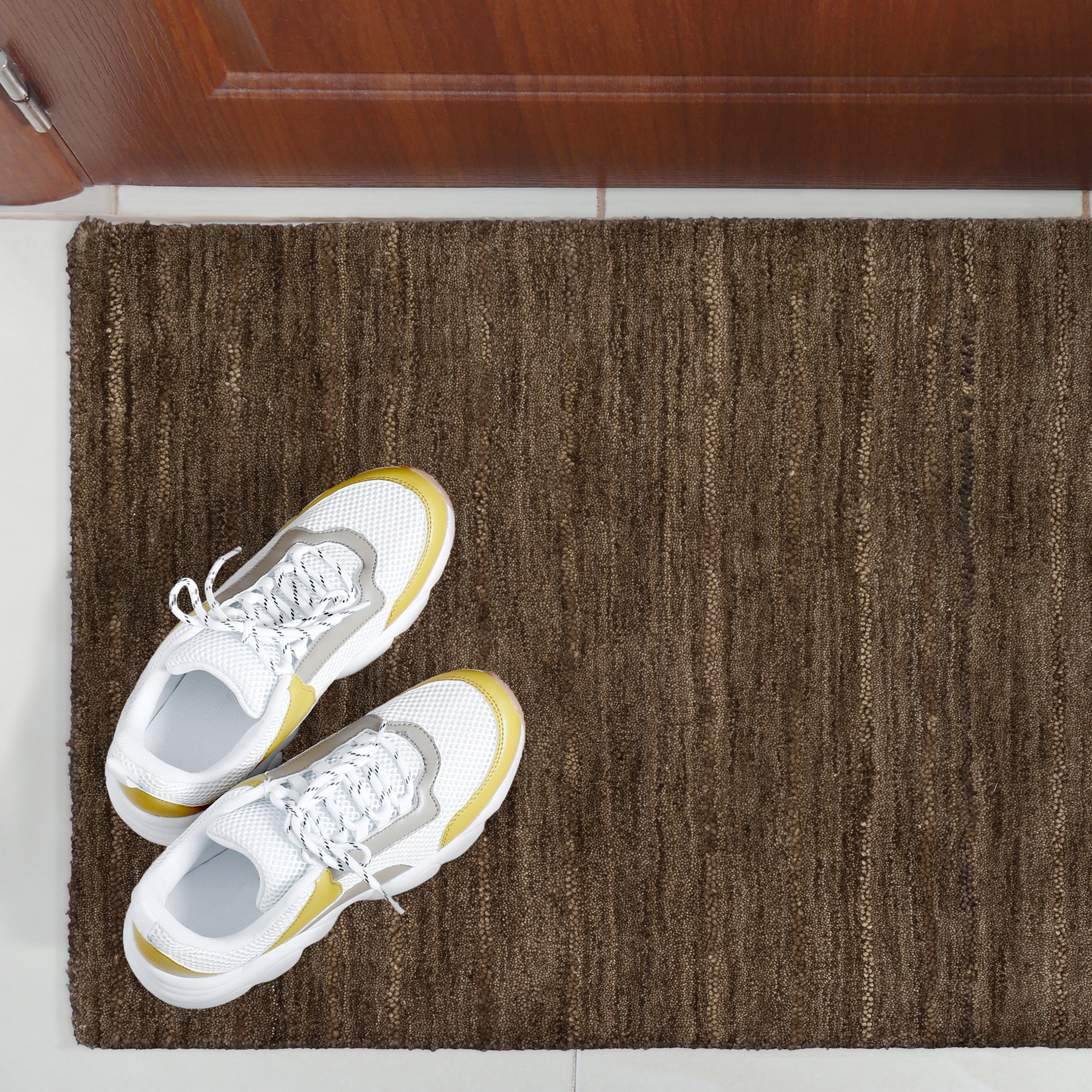 Transitional RF100 Chocolate Brown Wool Rug 2' x 3' #shape_Rectangle