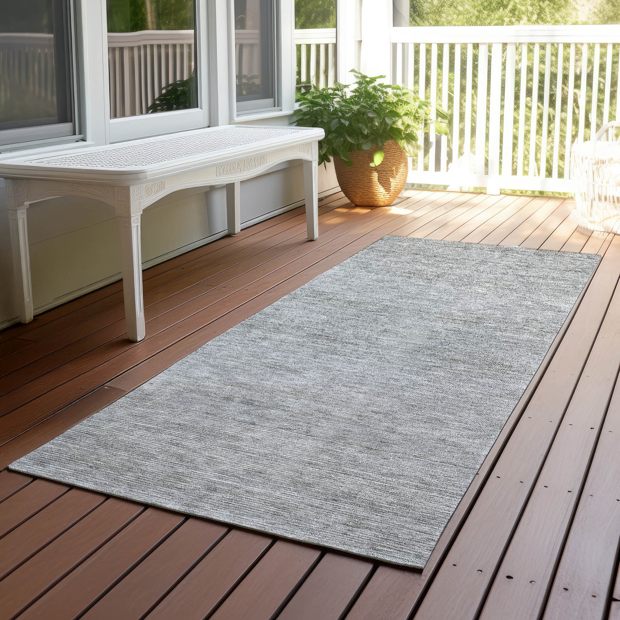 Luxury Washable Indoor/Outdoor Transitional SE1 Silver Gray Rug 2'3" x 7'6" #shape_Runner