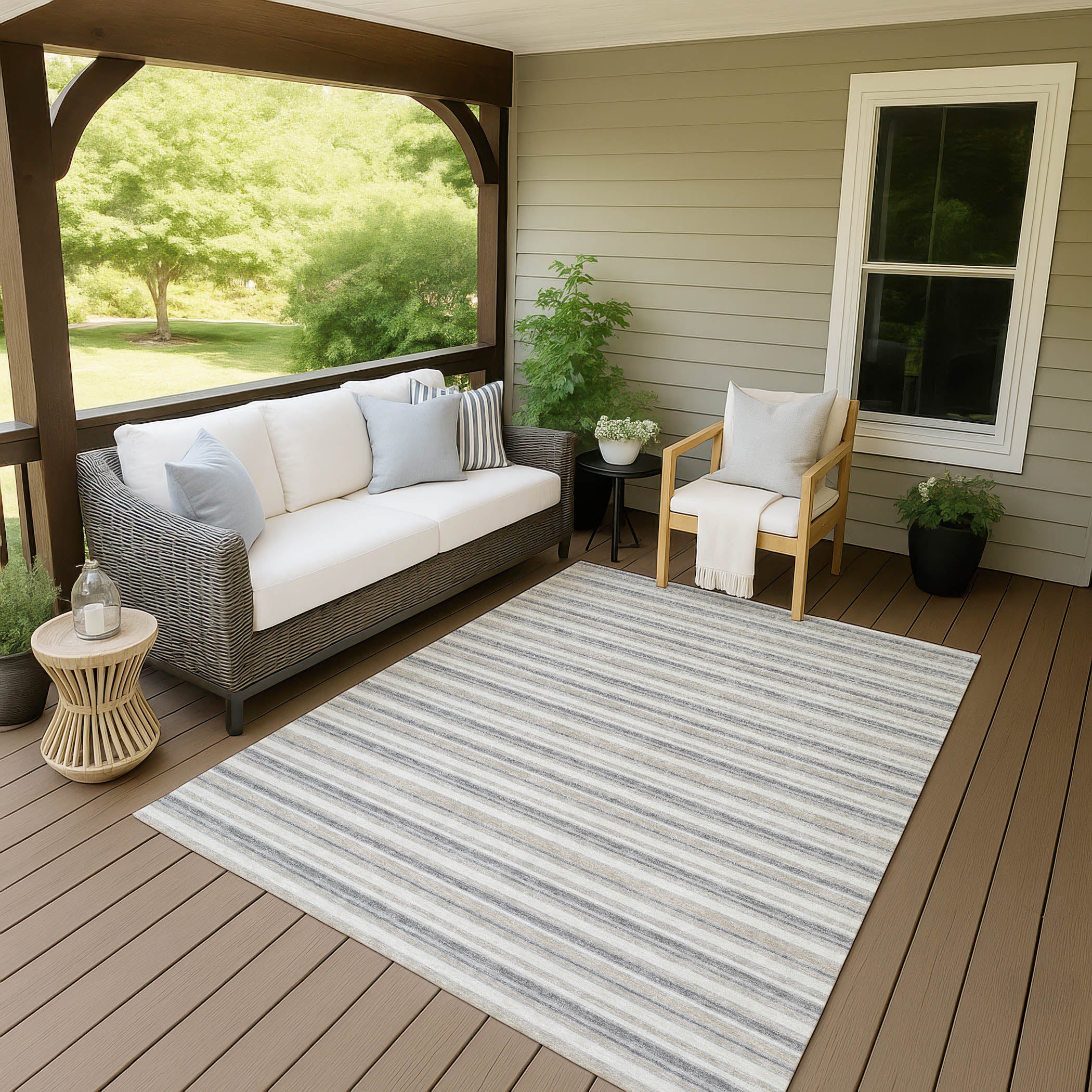 Luxury Washable Indoor/Outdoor Transitional SE2 Silver Gray Rug 1'8" x 2'6" #shape_Rectangle