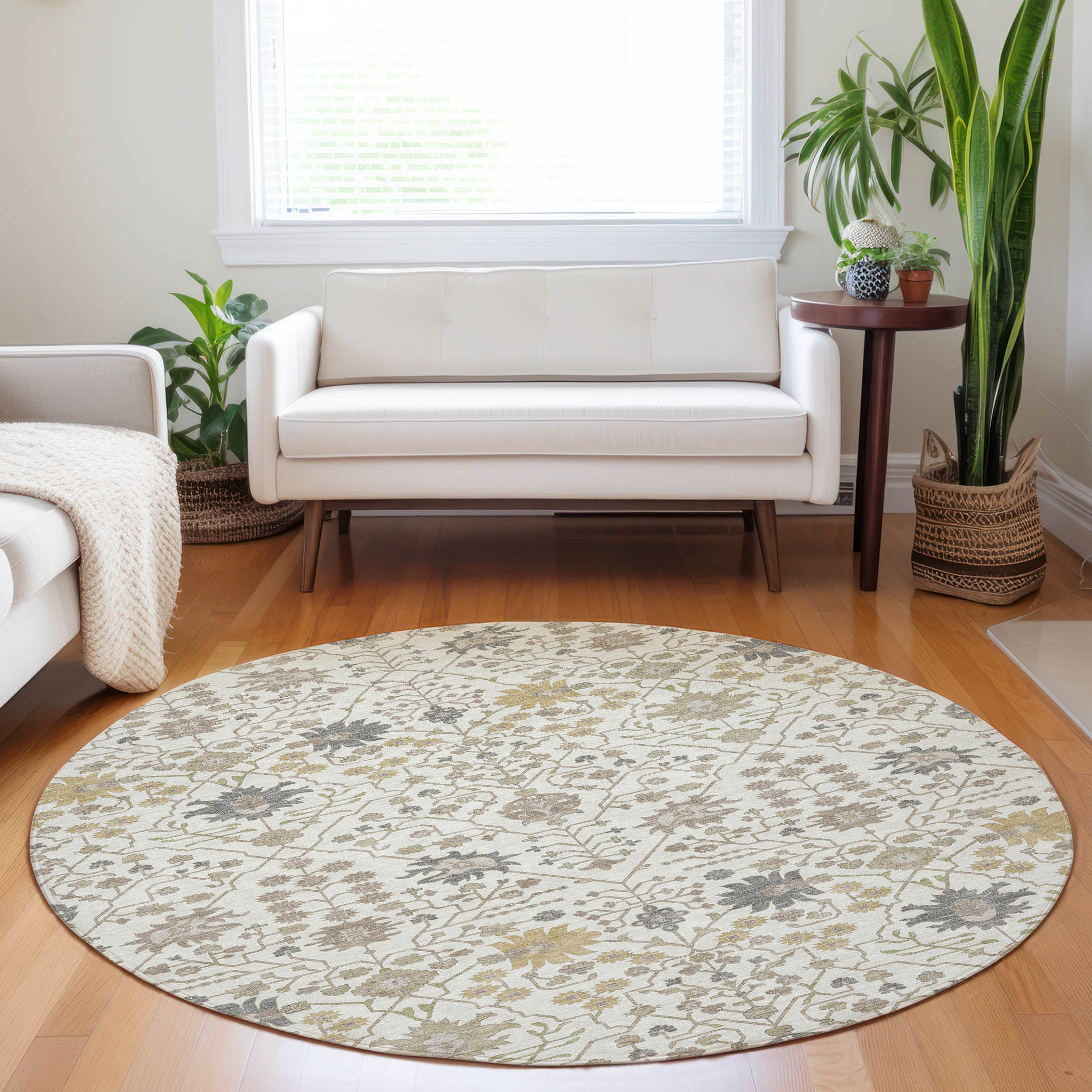 Luxury Washable Indoor/Outdoor Traditional TB12 Ivory Rug 8' x 8' #shape_Round