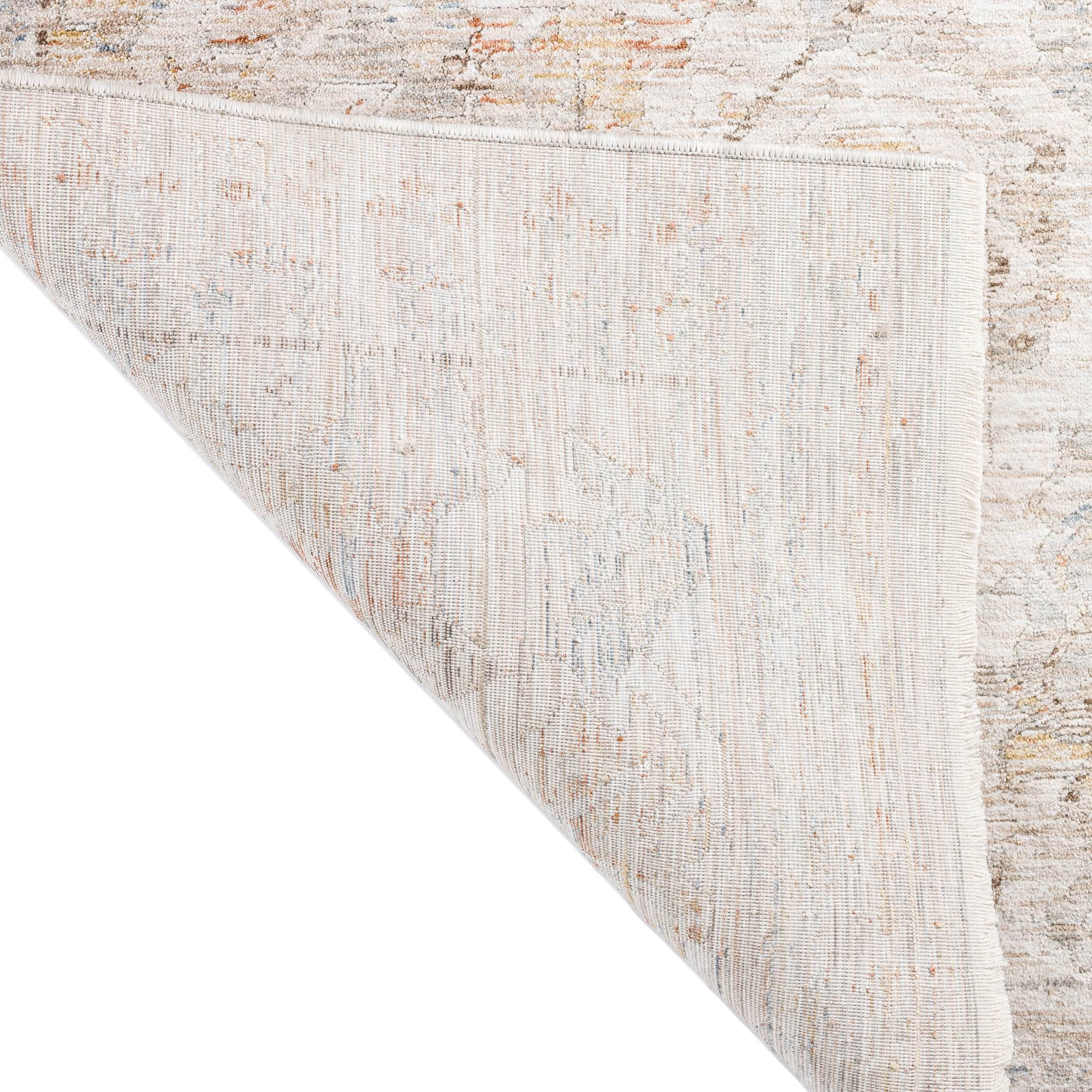 Traditional VI4 Ivory Rug 1'8" x 2'6" #shape_Rectangle