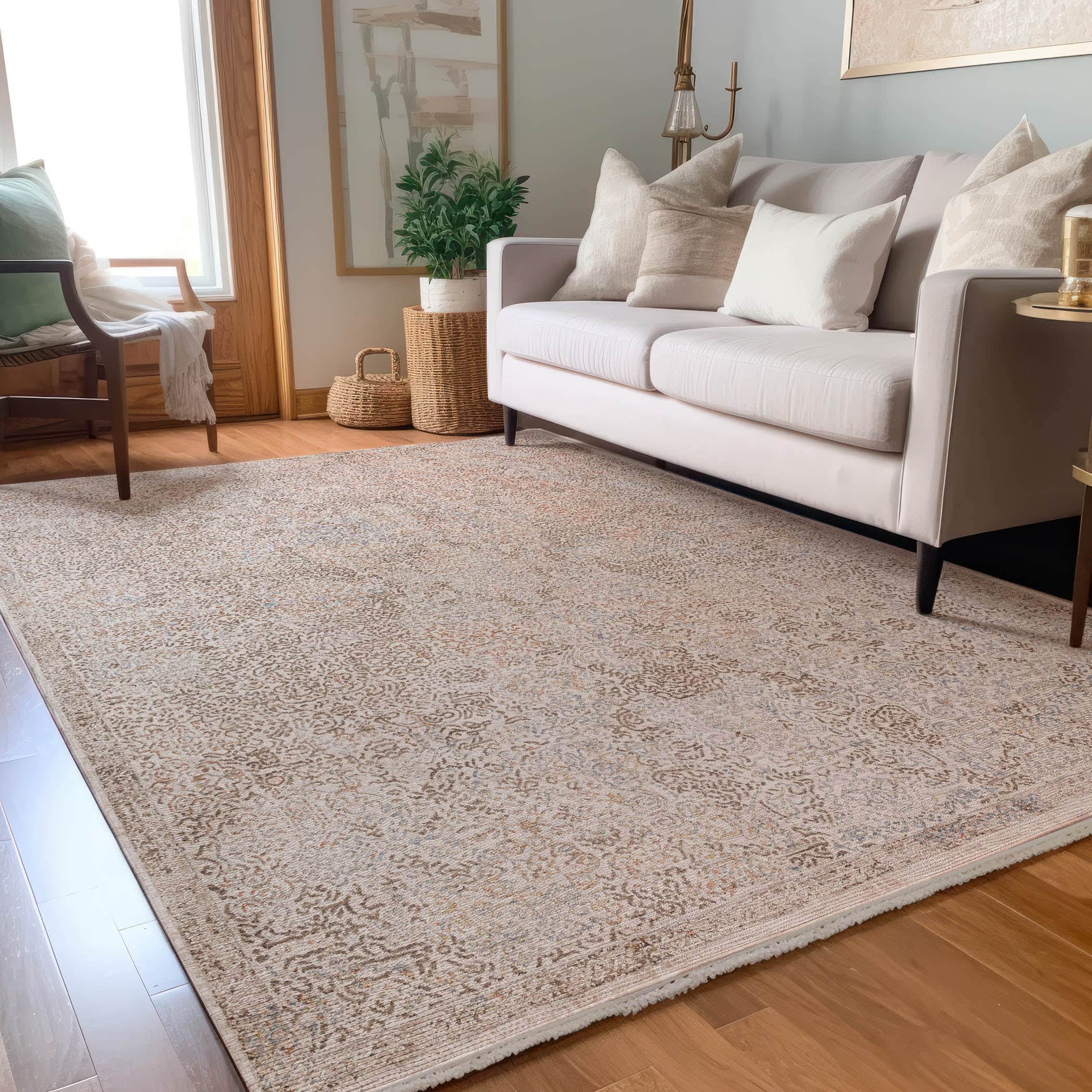 Traditional VI5 Ivory Rug 1'8" x 2'6" #shape_Rectangle