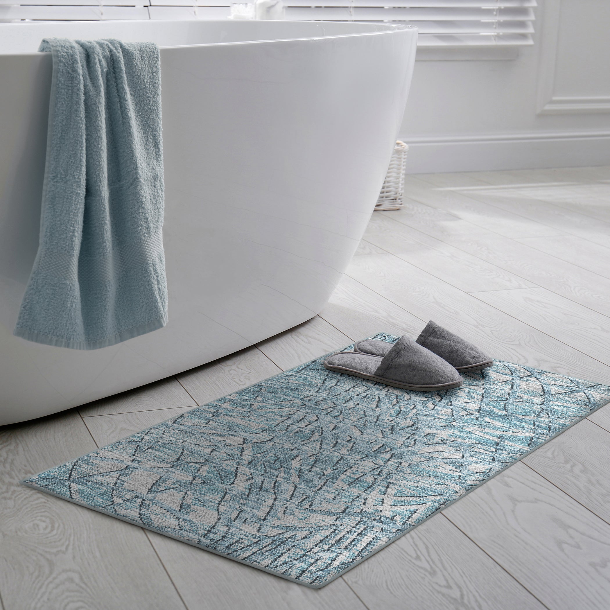 Indoor/Outdoor Transitional WL2 Indigo Blue Rug 2' x 3' #shape_Rectangle