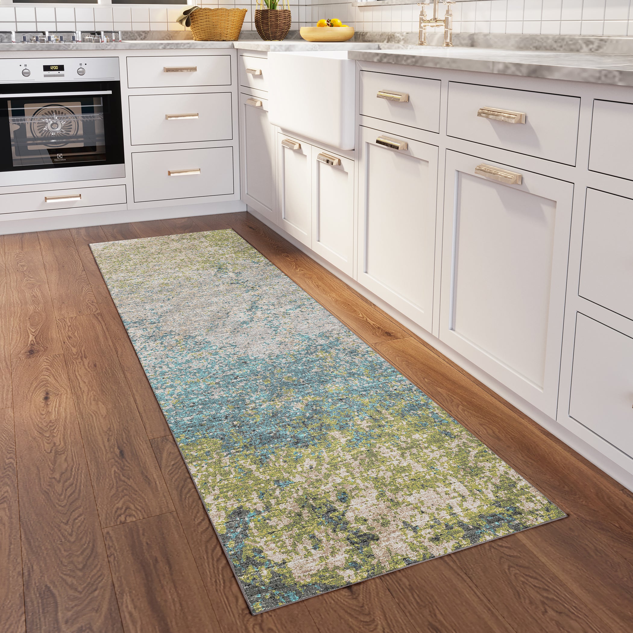 Indoor/Outdoor Transitional WL3 Meadow Green Rug 2'6" x 10' #shape_Runner